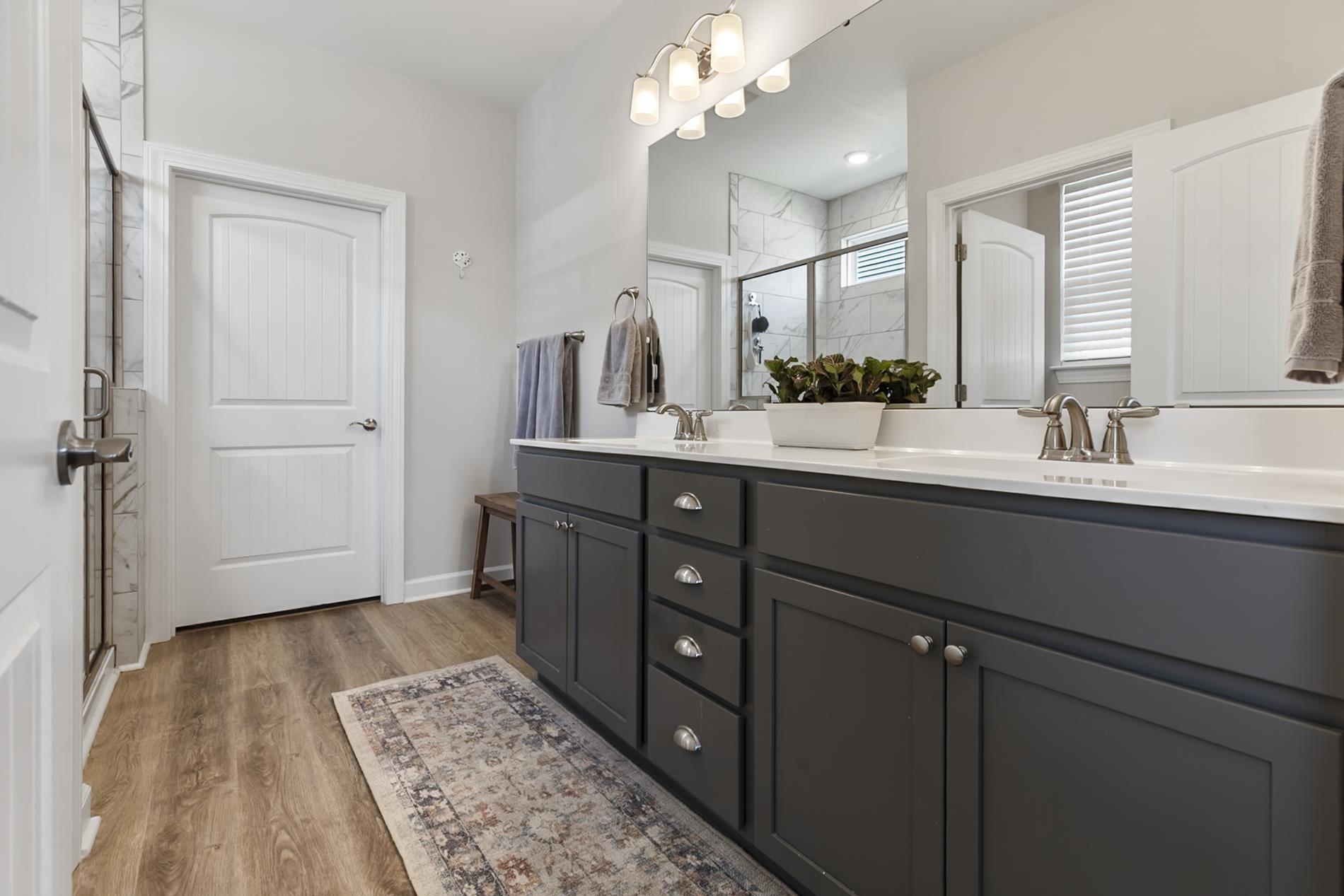 1044 Cascade Loop Property Photo 48