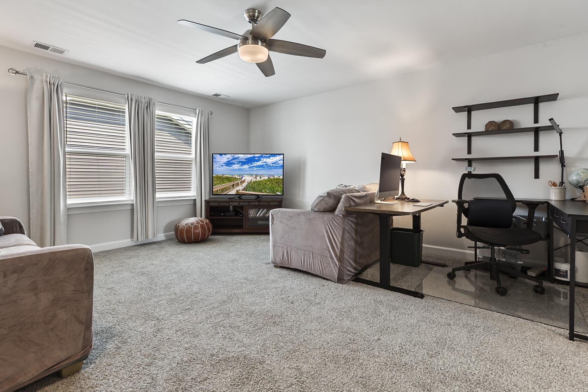 1044 Cascade Loop Property Photo 52