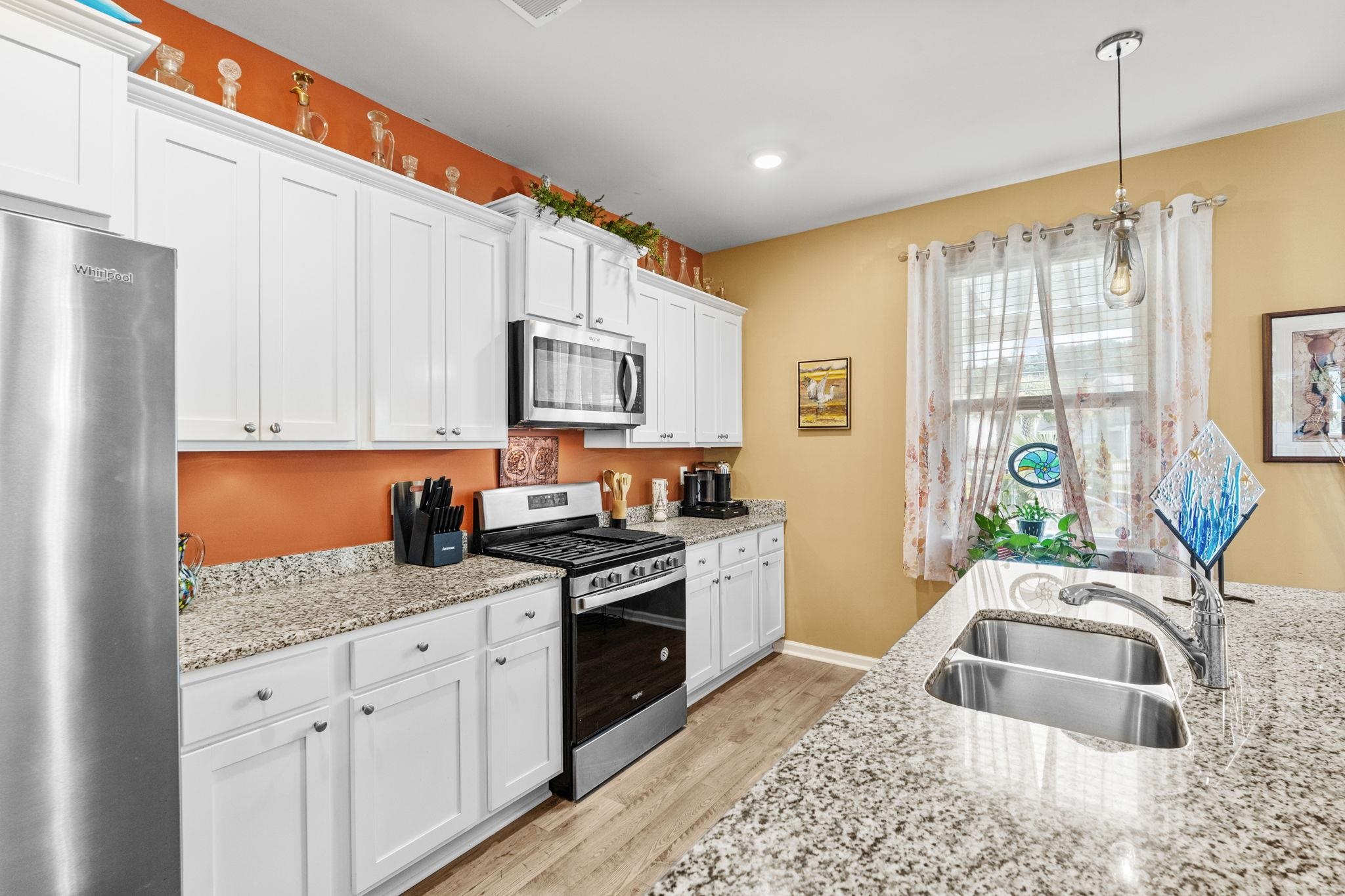 227 Pin Oak Dr. Property Photo 10