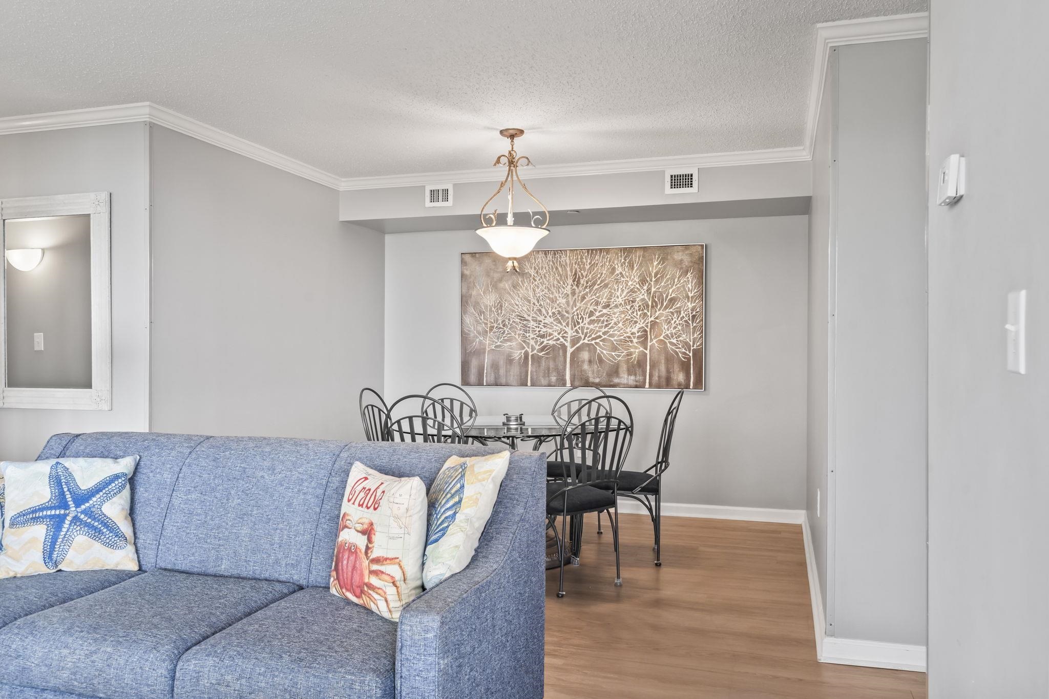 8560 Queensway Blvd. Property Photo 24