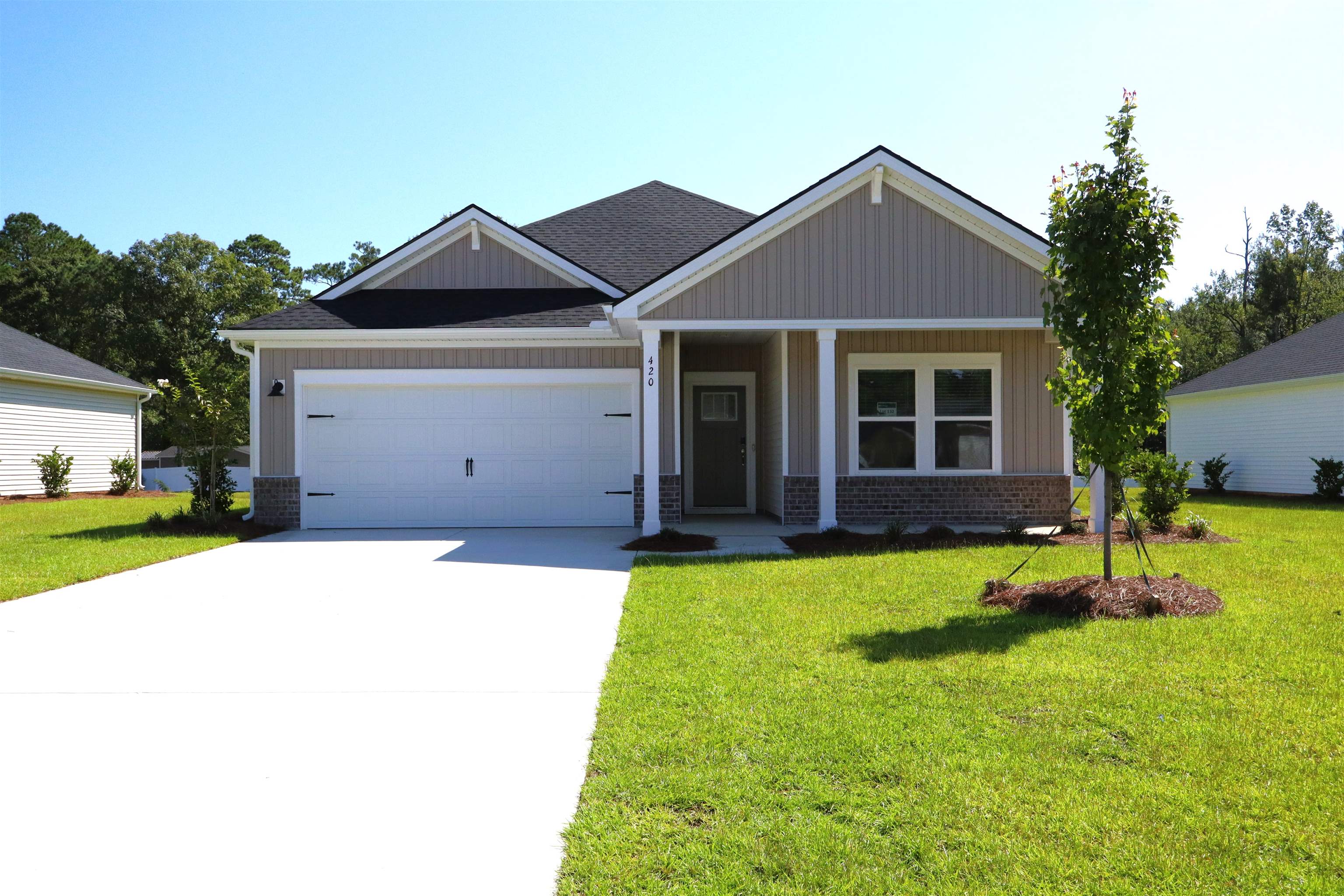 420 Congaree St Property Photo 1