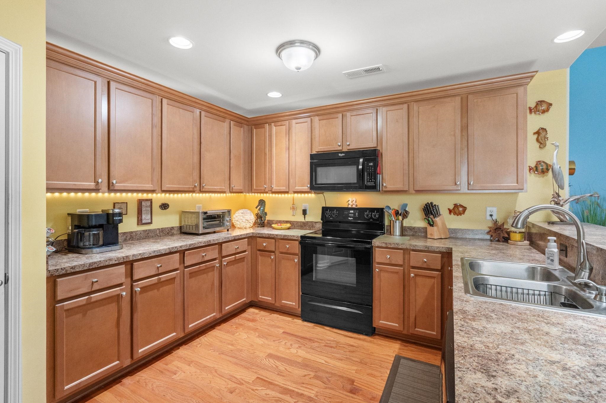 1649 Hack Ct. Property Photo 16