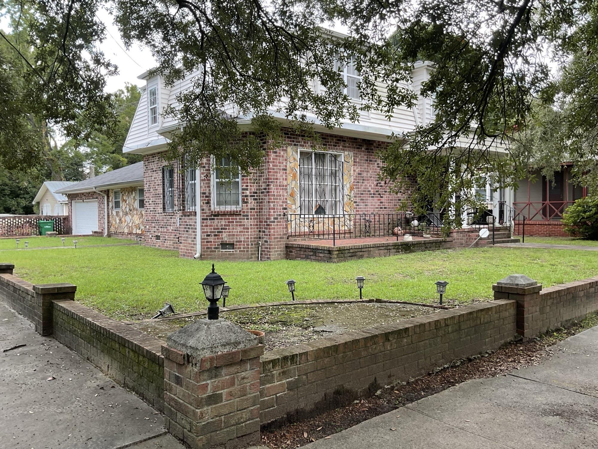 1617 Emanuel St. Property Photo 2