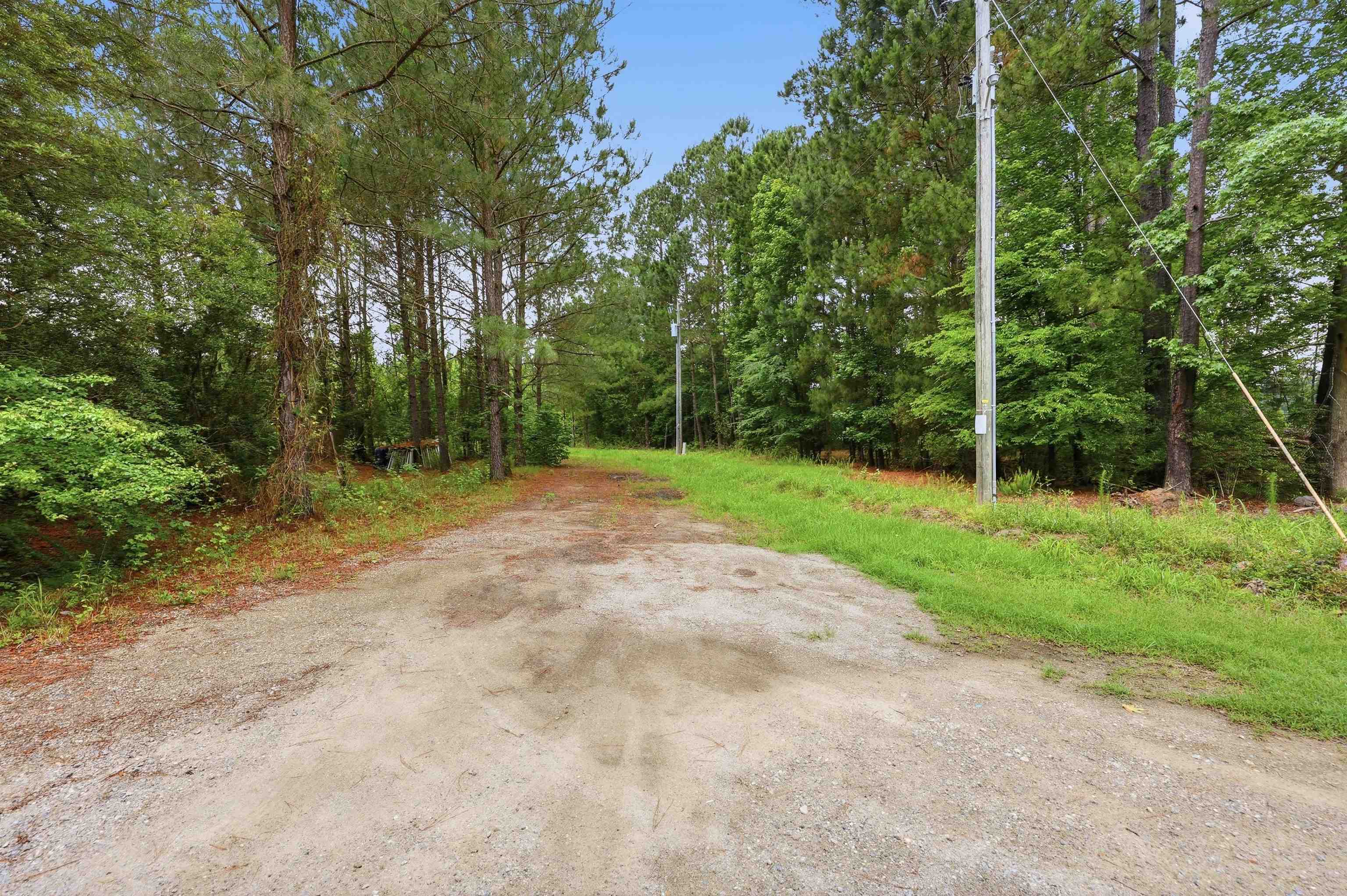 125 Old Groves Ln. Property Photo 2