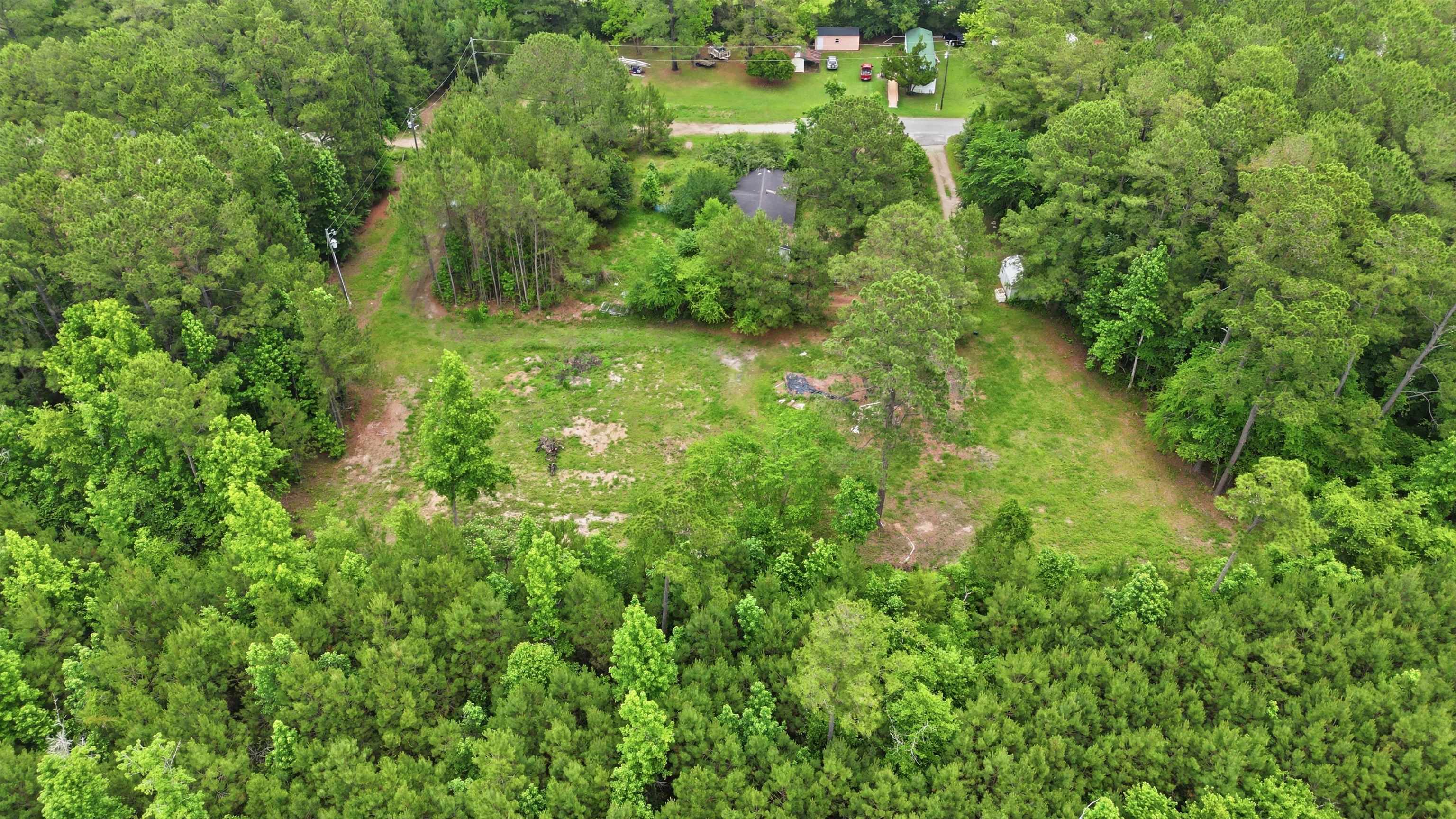 125 Old Groves Ln. Property Photo 5
