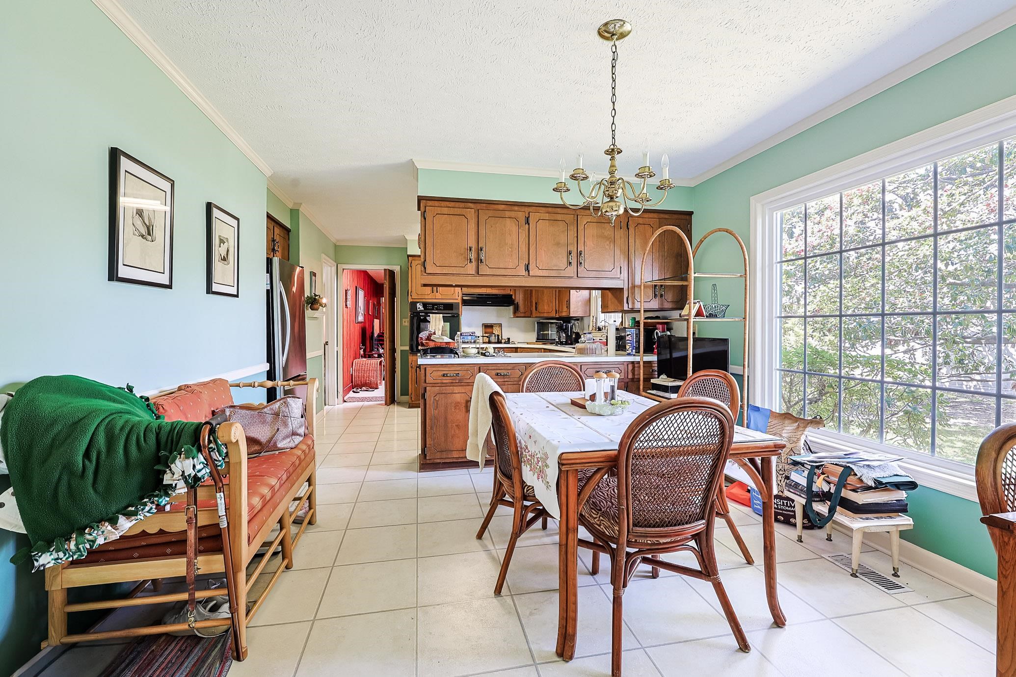 1624 Deer Park Ln. Property Photo 6