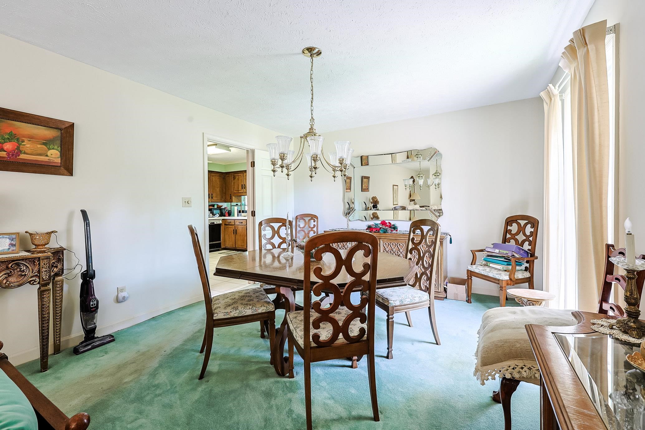 1624 Deer Park Ln. Property Photo 9