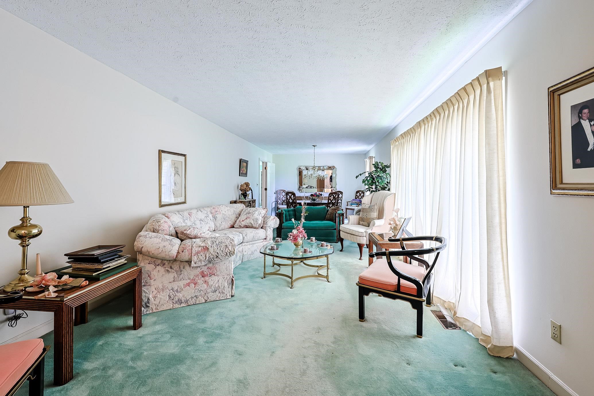 1624 Deer Park Ln. Property Photo 12