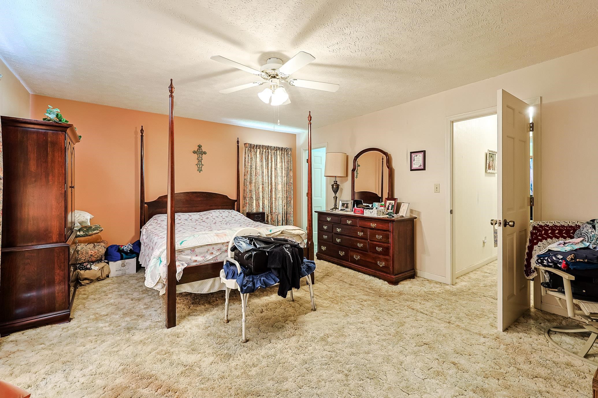 1624 Deer Park Ln. Property Photo 14