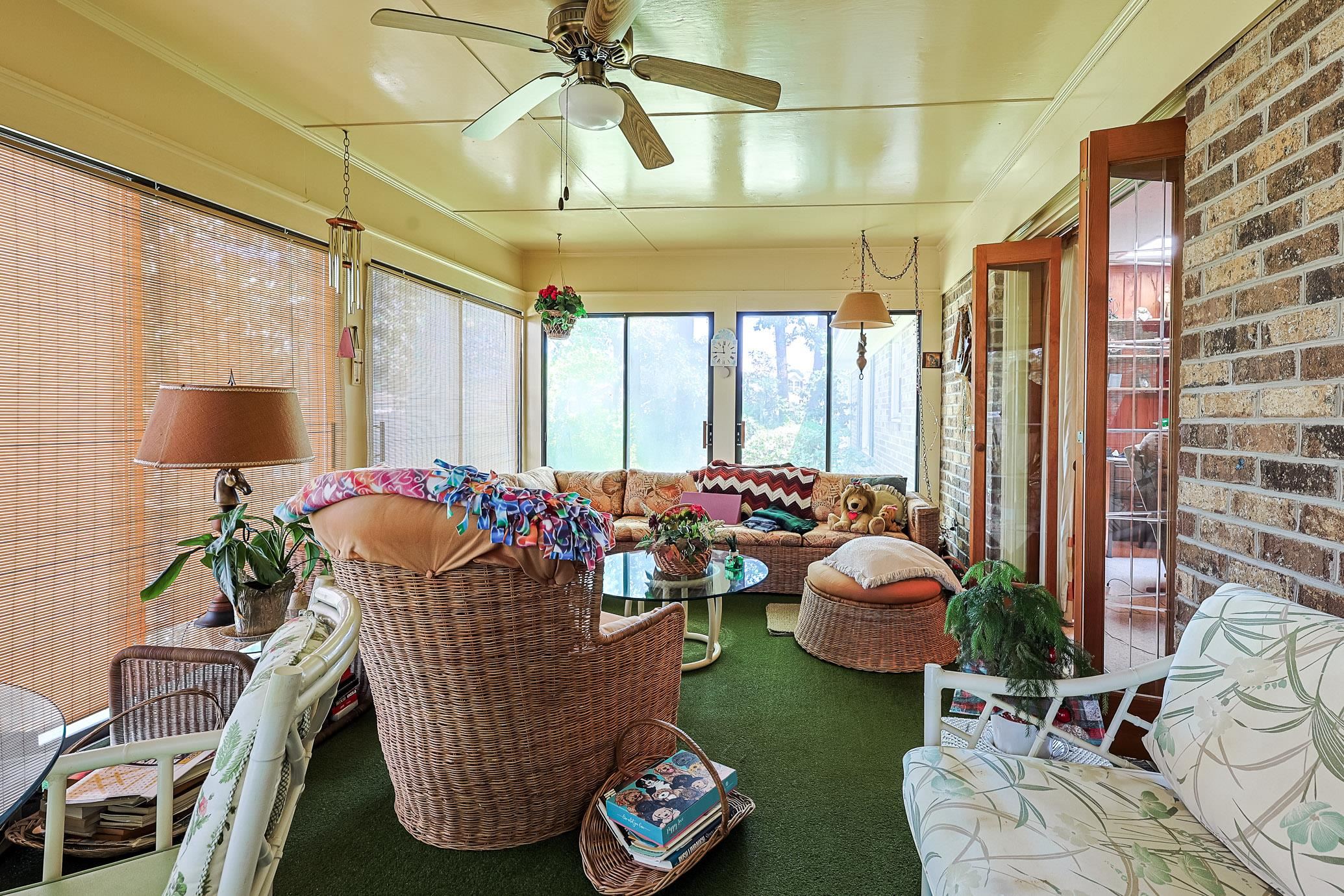 1624 Deer Park Ln. Property Photo 22