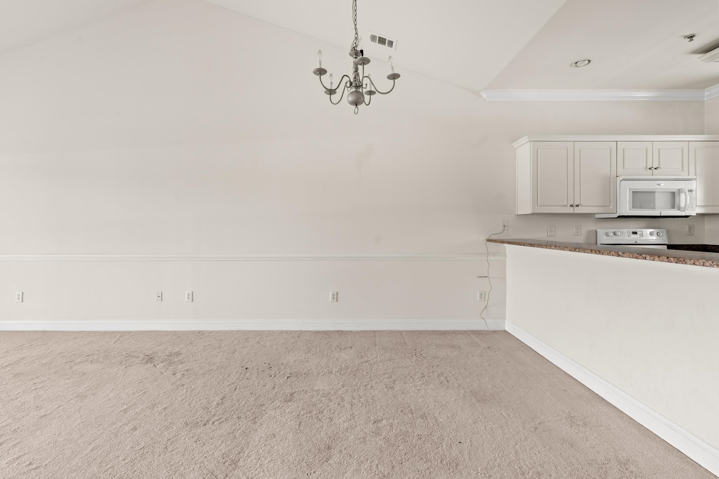 110 South Shore Blvd. Property Photo 8