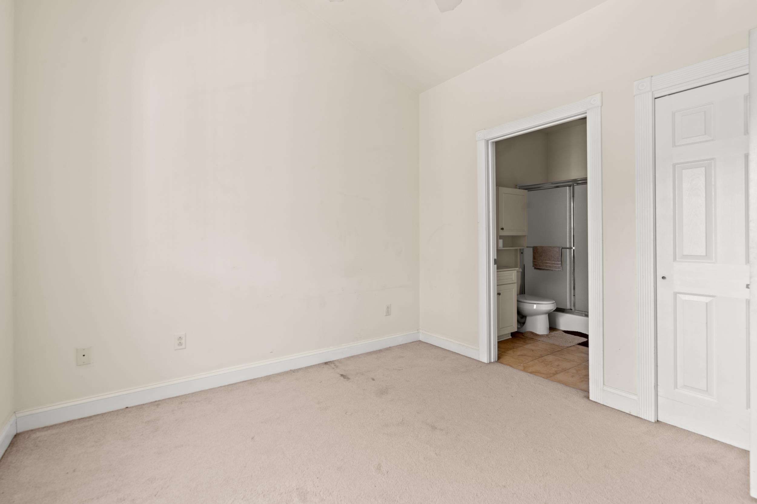 110 South Shore Blvd. Property Photo 15