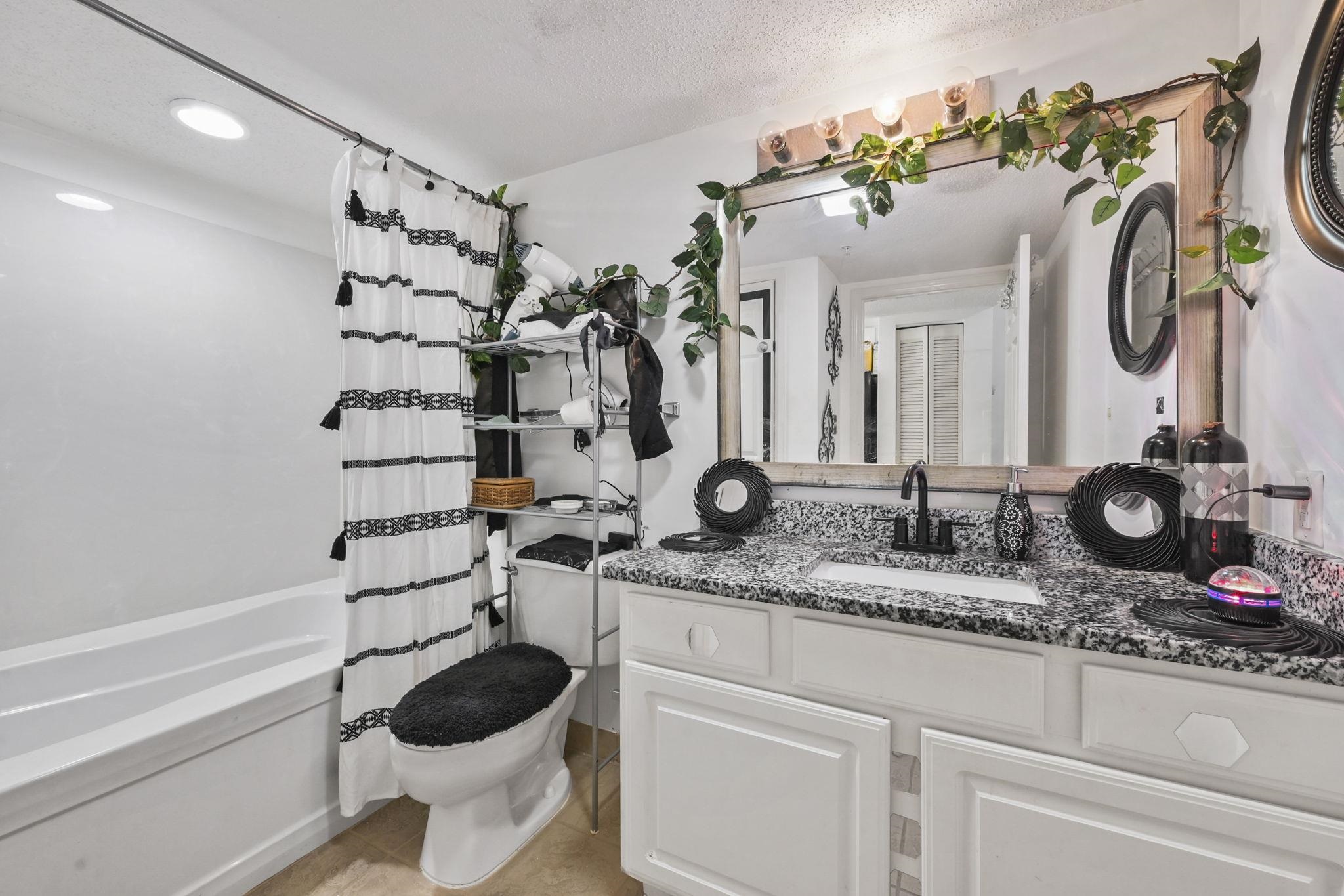 2201 S Ocean Blvd. Property Photo 16