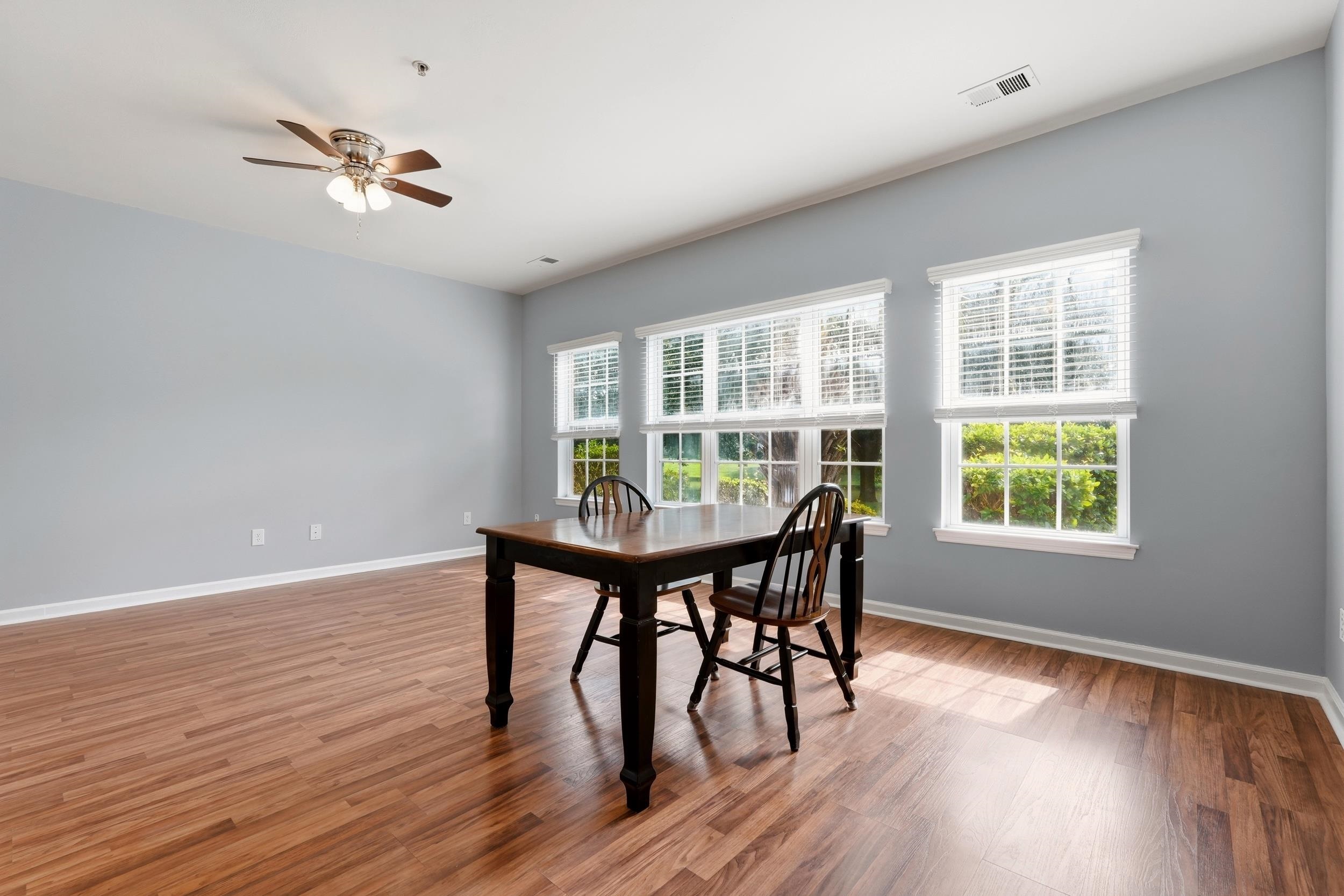 3951 Gladiola Ct. Property Photo 5
