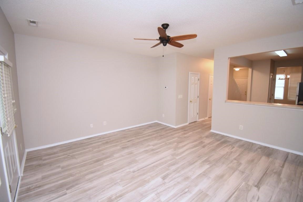 306 Kiskadee Loop Property Photo 6