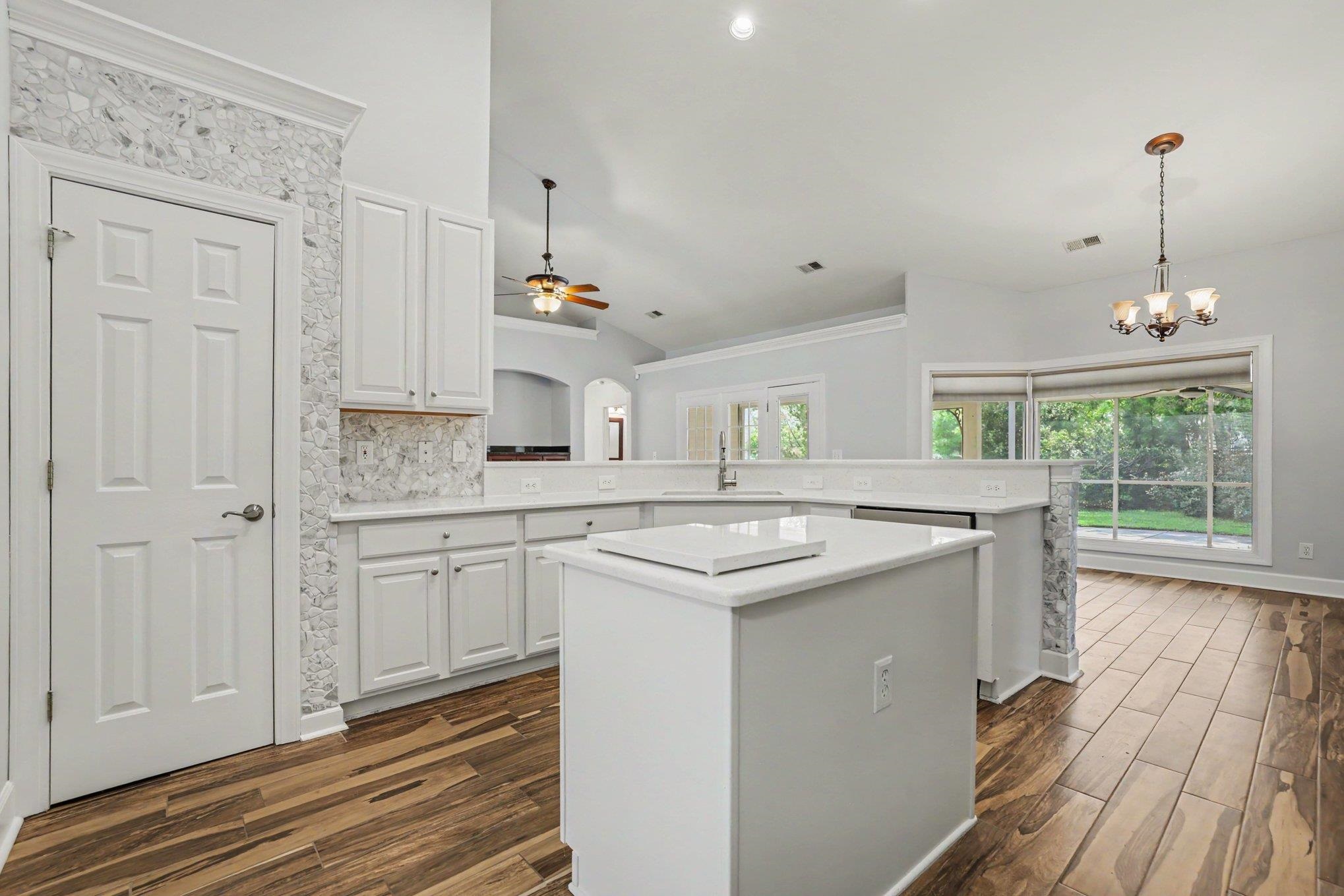 801 Abalone Ct. Property Photo 9