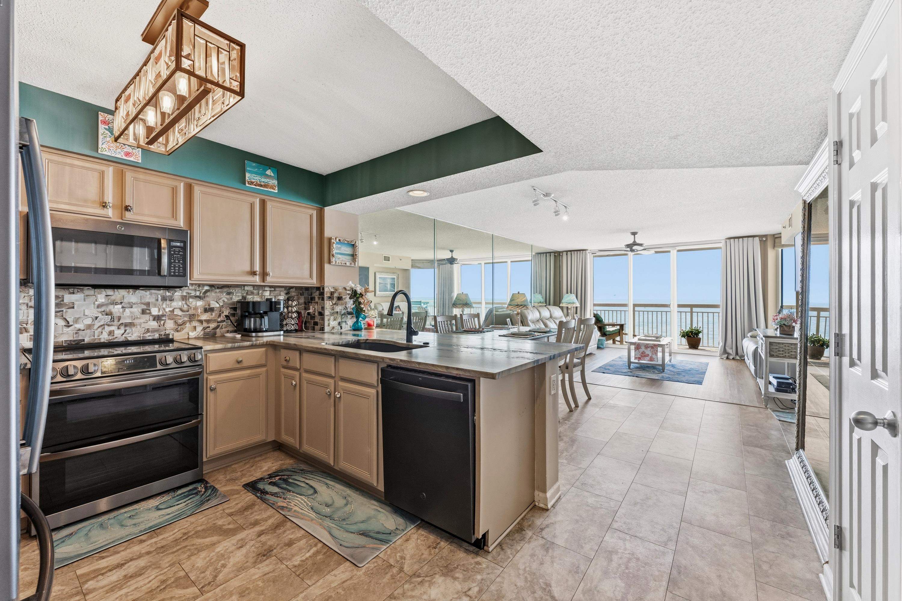 1625 S Ocean Blvd. Property Photo 4