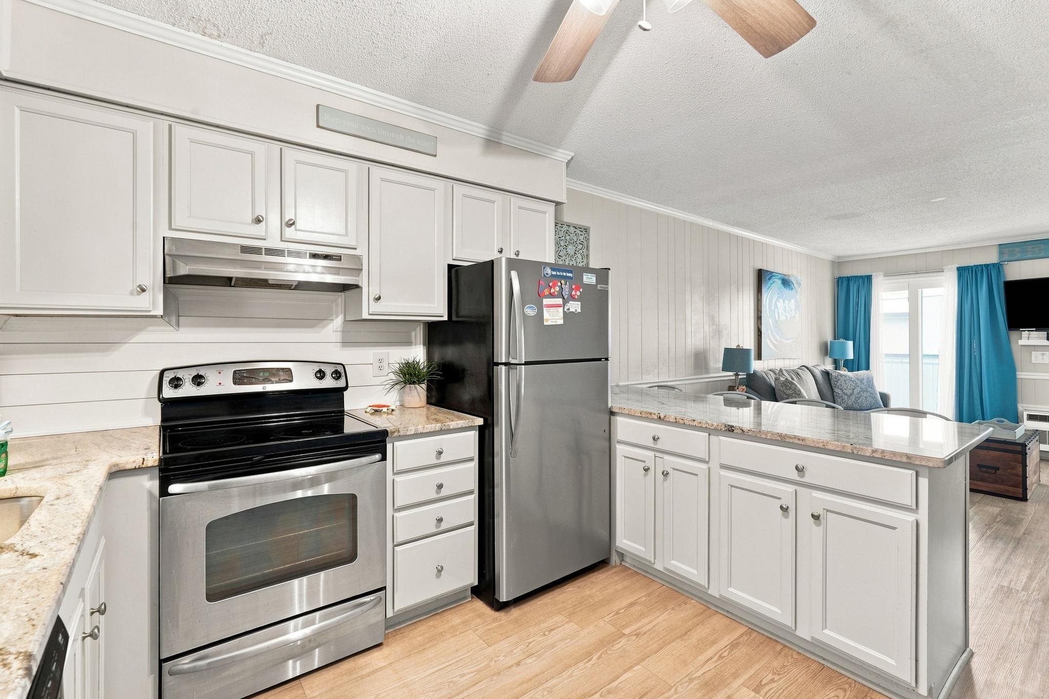 9520 Shore Dr. Property Photo 7