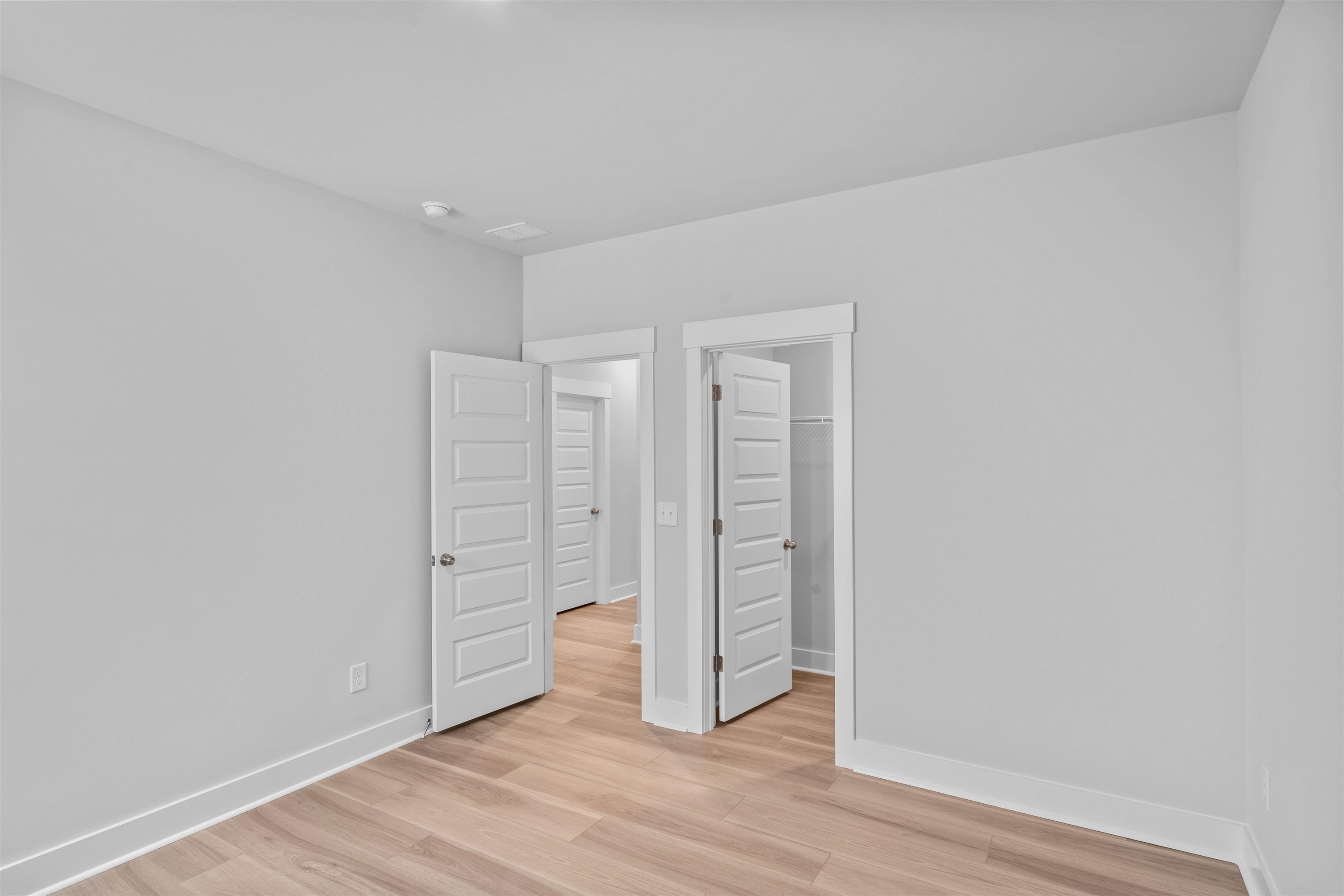 243 Atlantic Breeze St. Property Photo 10