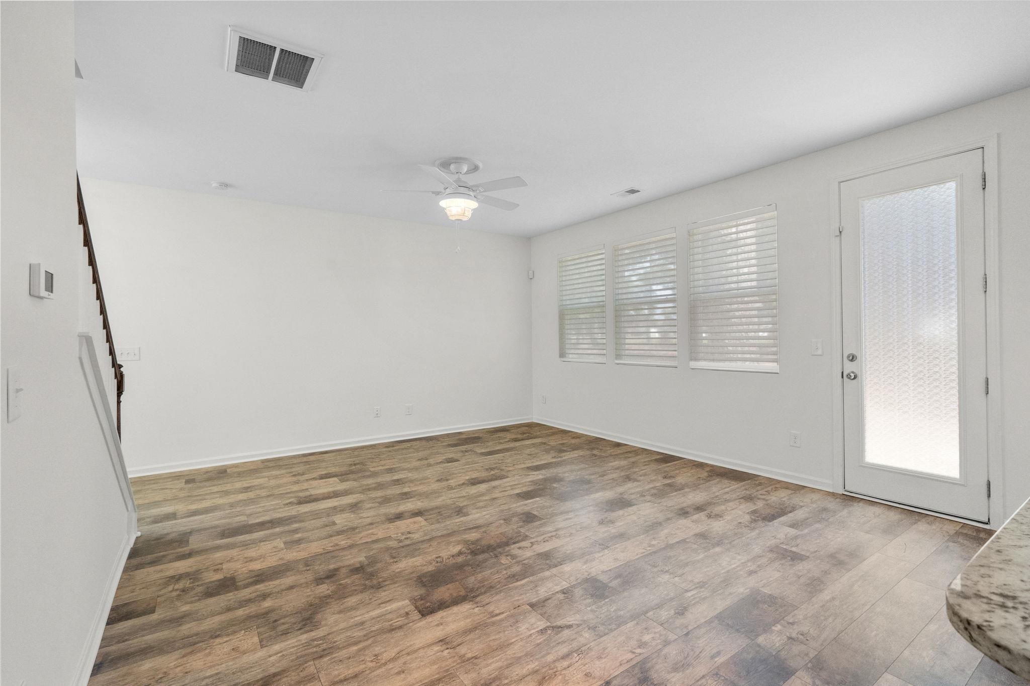 4714 Cloisters Ln. Property Photo 34
