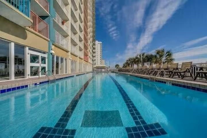 2201 S Ocean Blvd. Property Photo 2