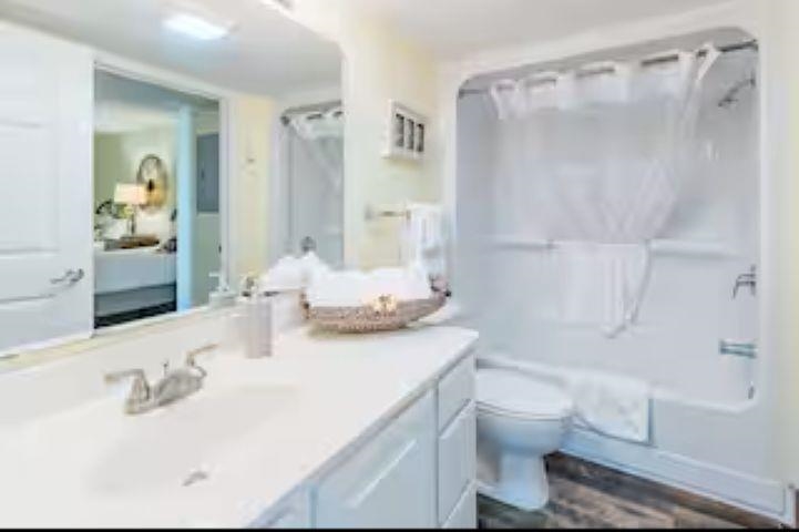 2201 S Ocean Blvd. Property Photo 15