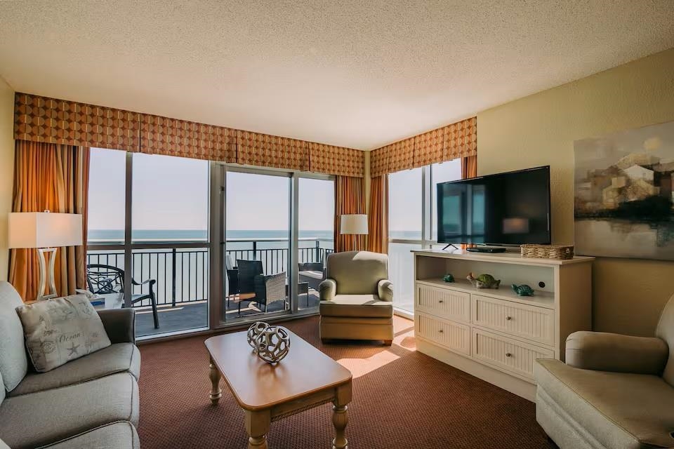 504 N Ocean Blvd. Property Photo 2