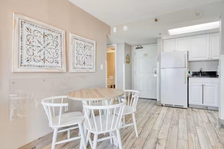 2710 N Ocean Blvd. Property Photo 10