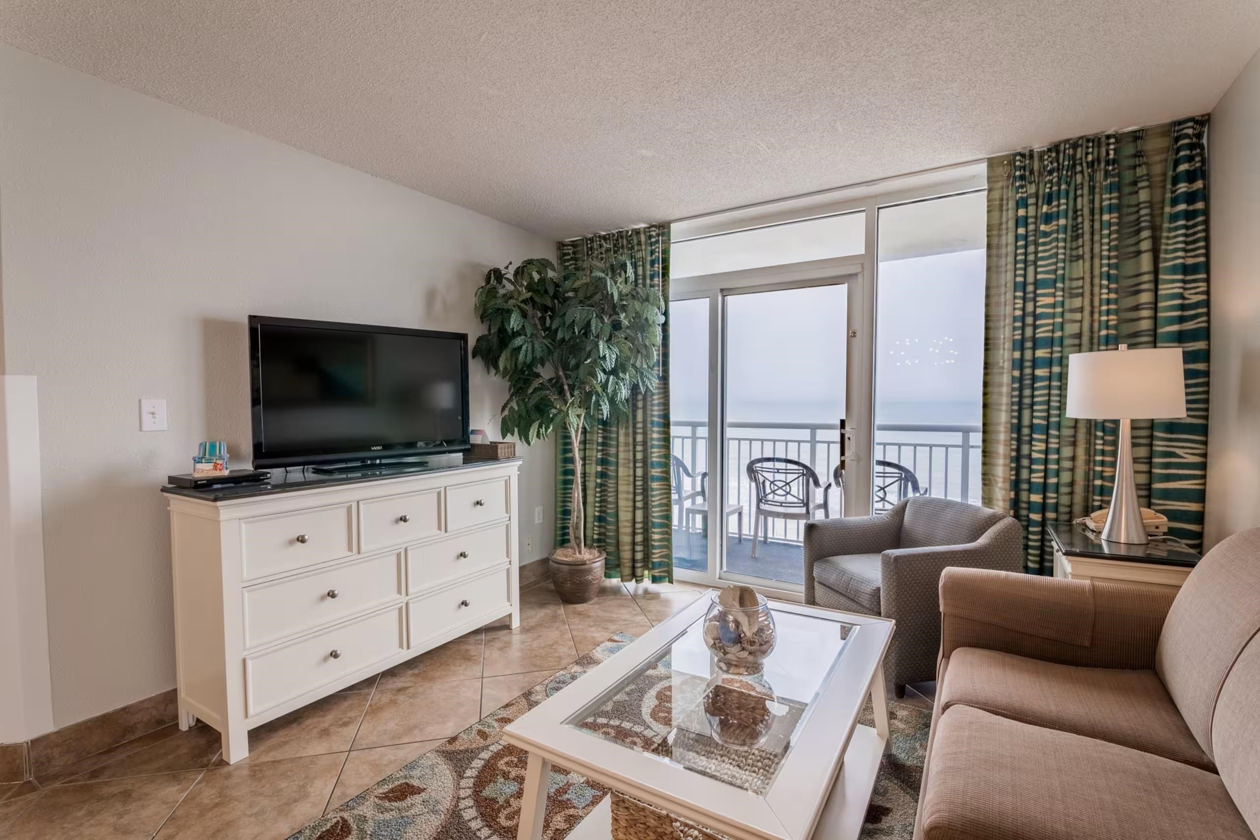 2000 N Ocean Blvd. Property Photo 2
