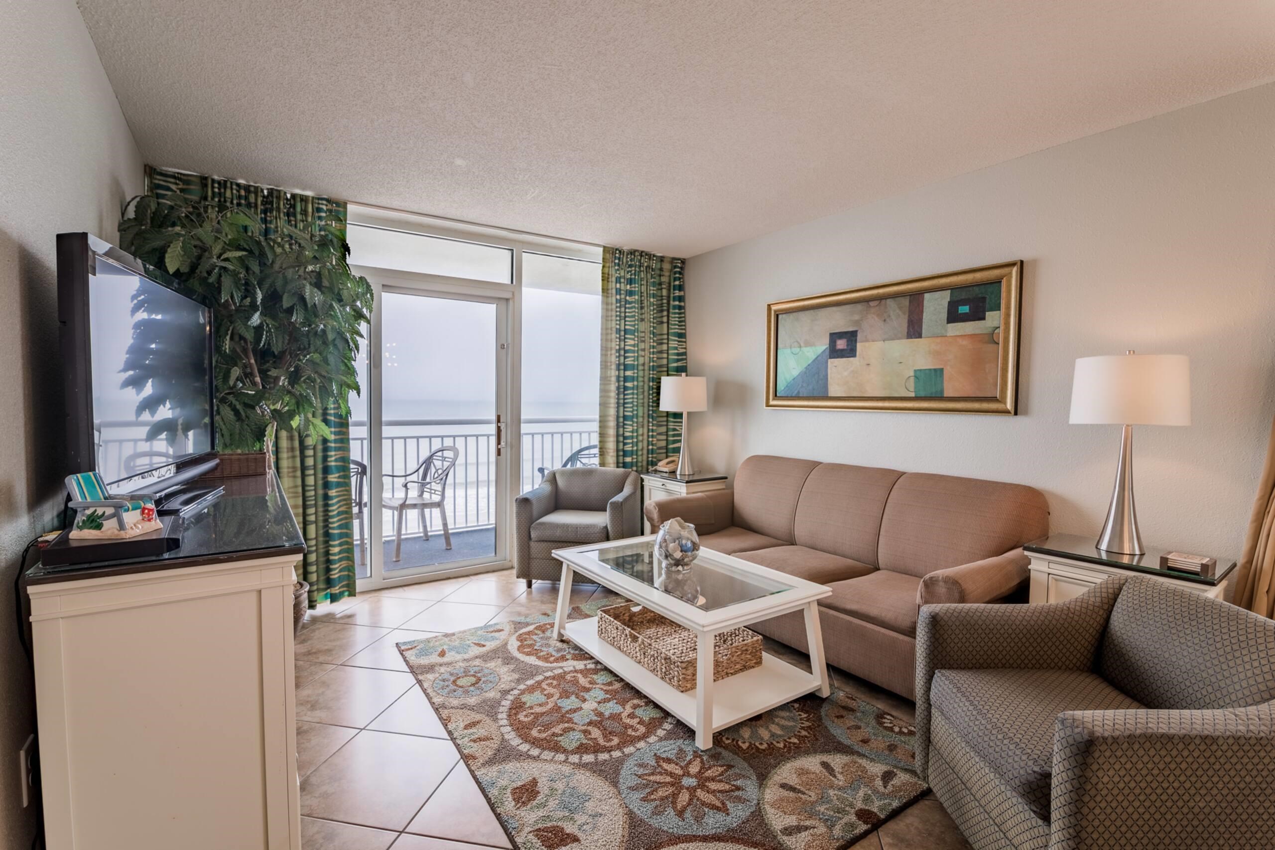 2000 N Ocean Blvd. Property Photo 4