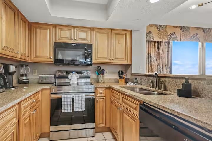 2104 N Ocean Blvd. Property Photo 7