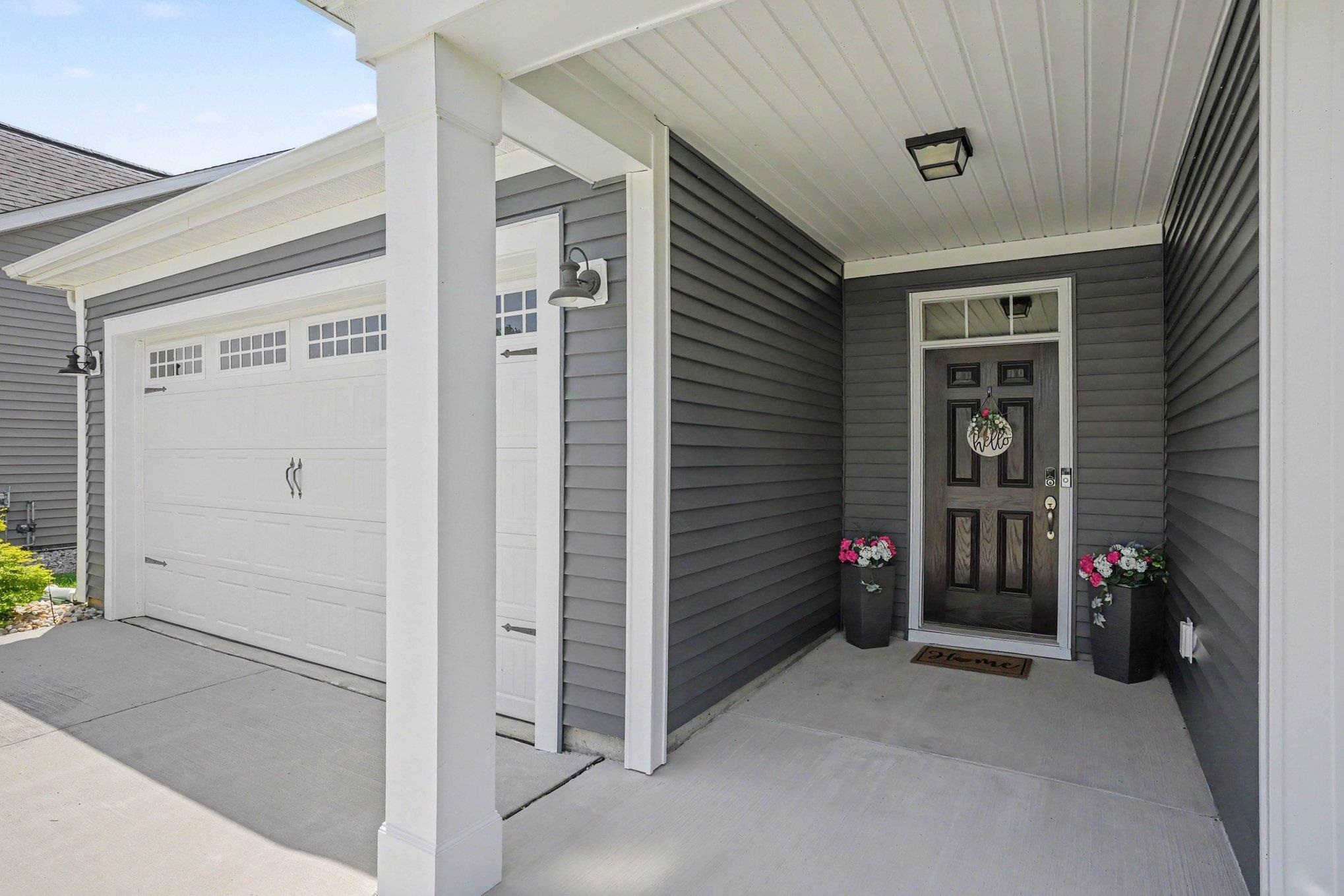 579 Shellbark Dr. Property Photo 4