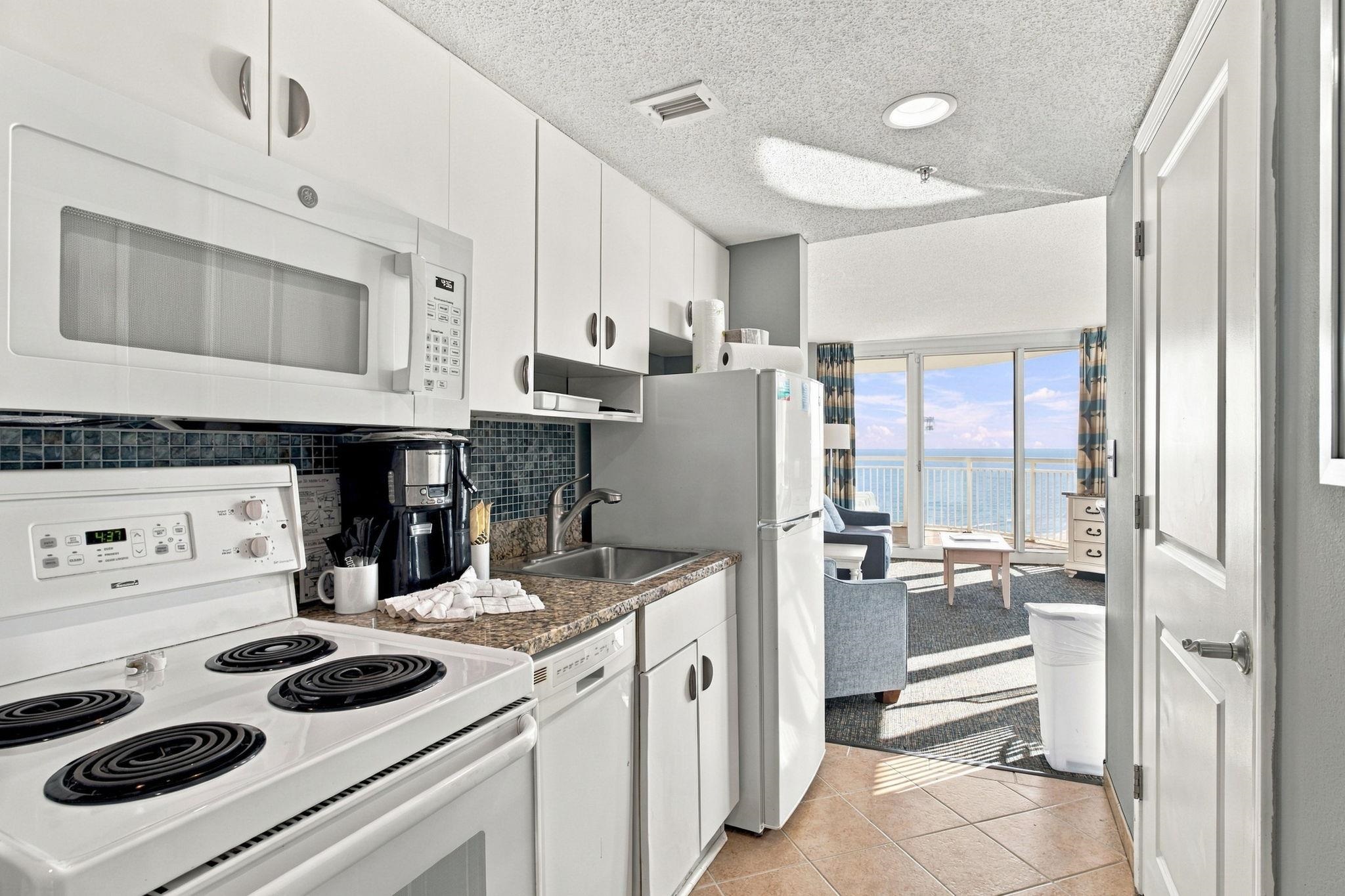 300 N Ocean Blvd. Property Photo 21