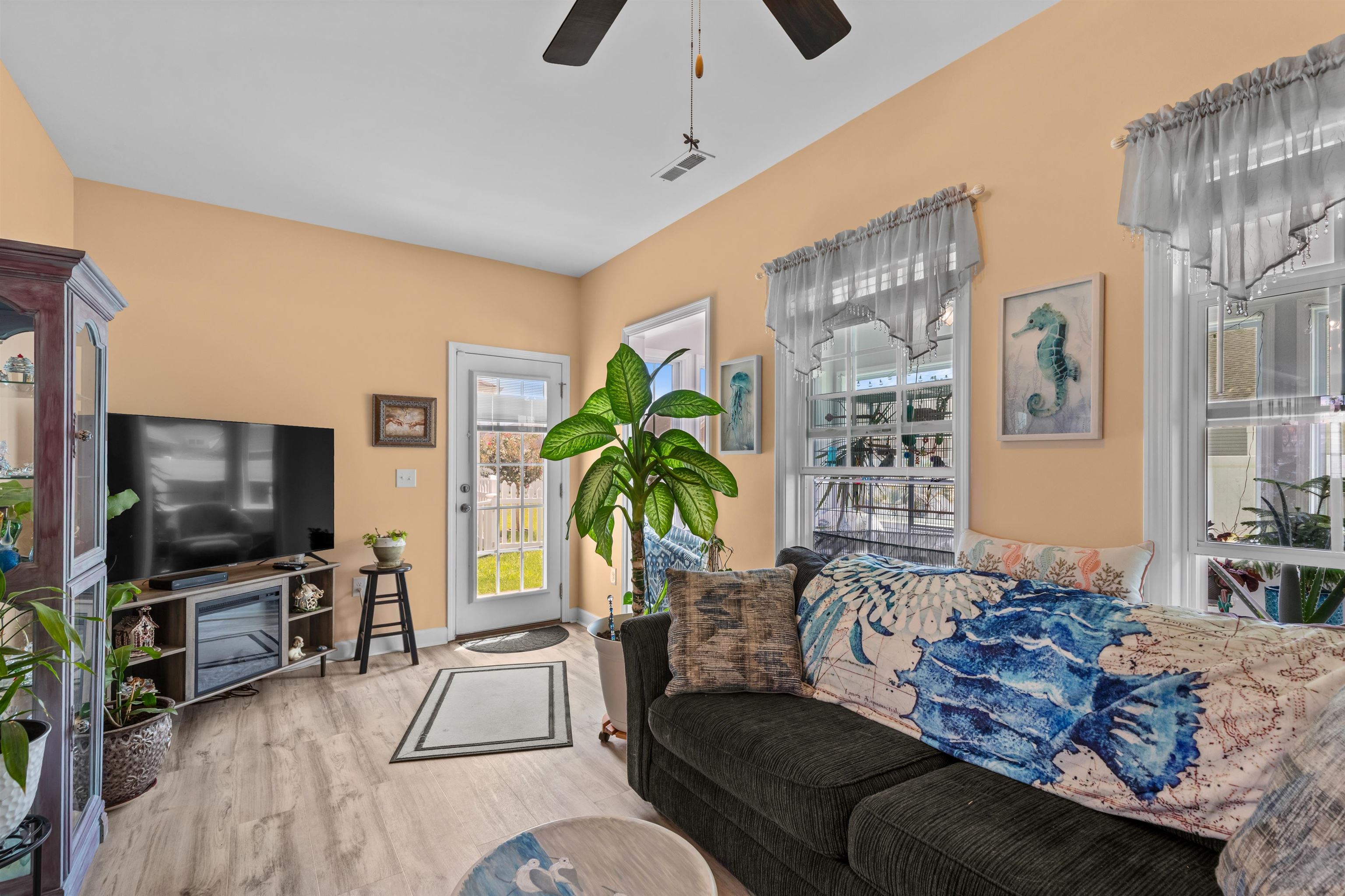 1921 Pine Cone Ln. Property Photo 29