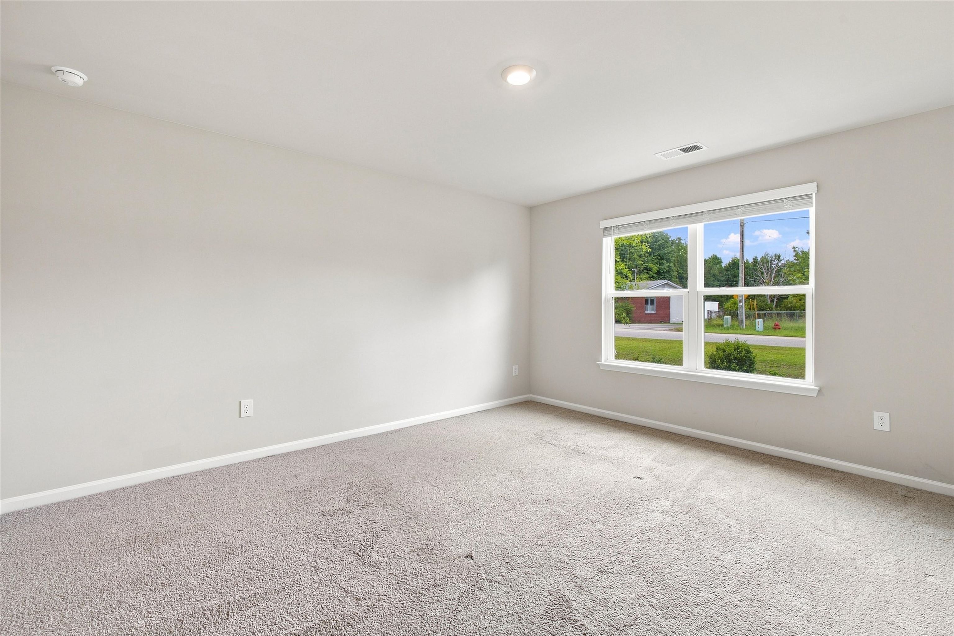 208 Jeff Waters Circle Property Photo 8