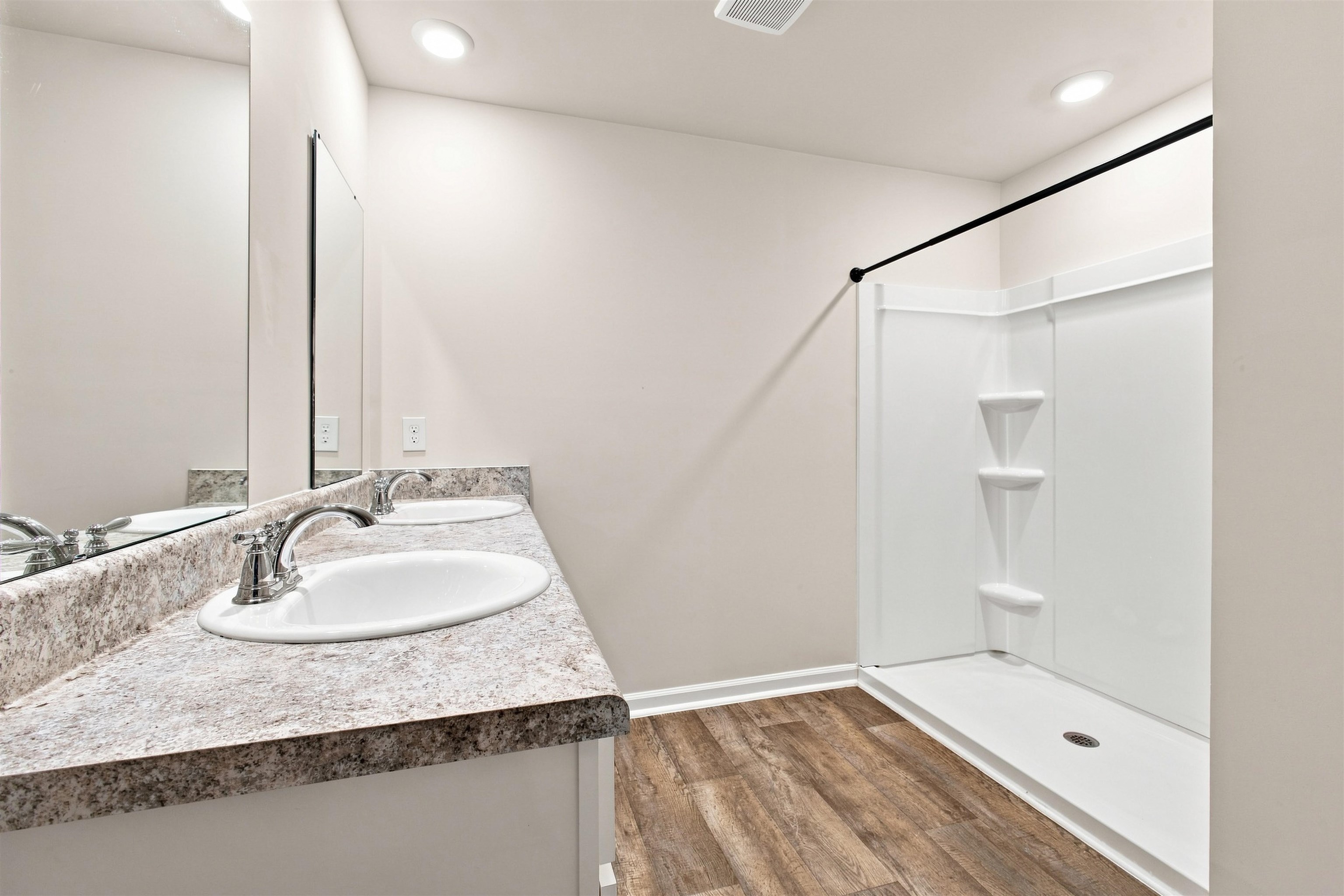 208 Jeff Waters Circle Property Photo 10