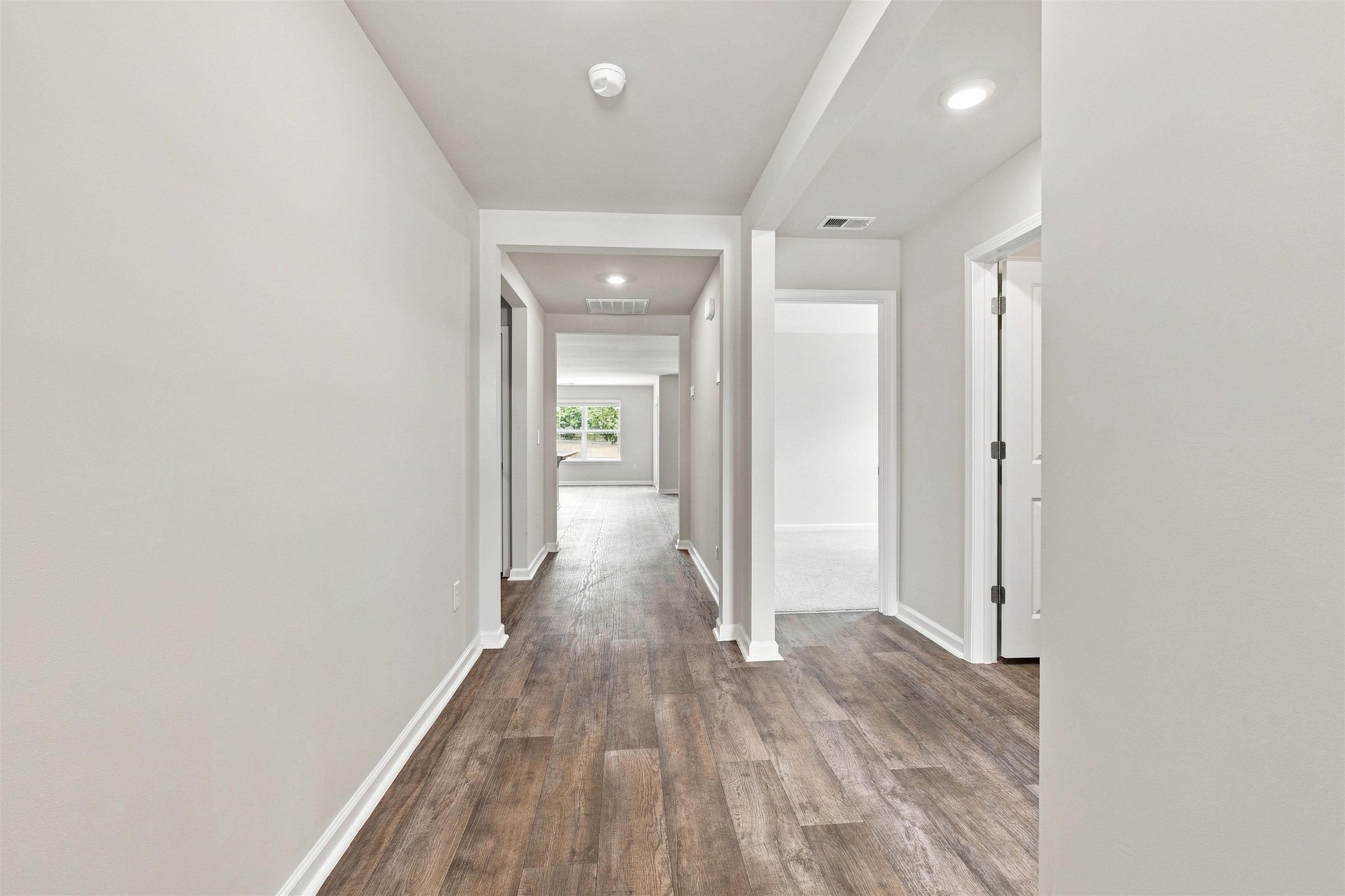 208 Jeff Waters Circle Property Photo 14