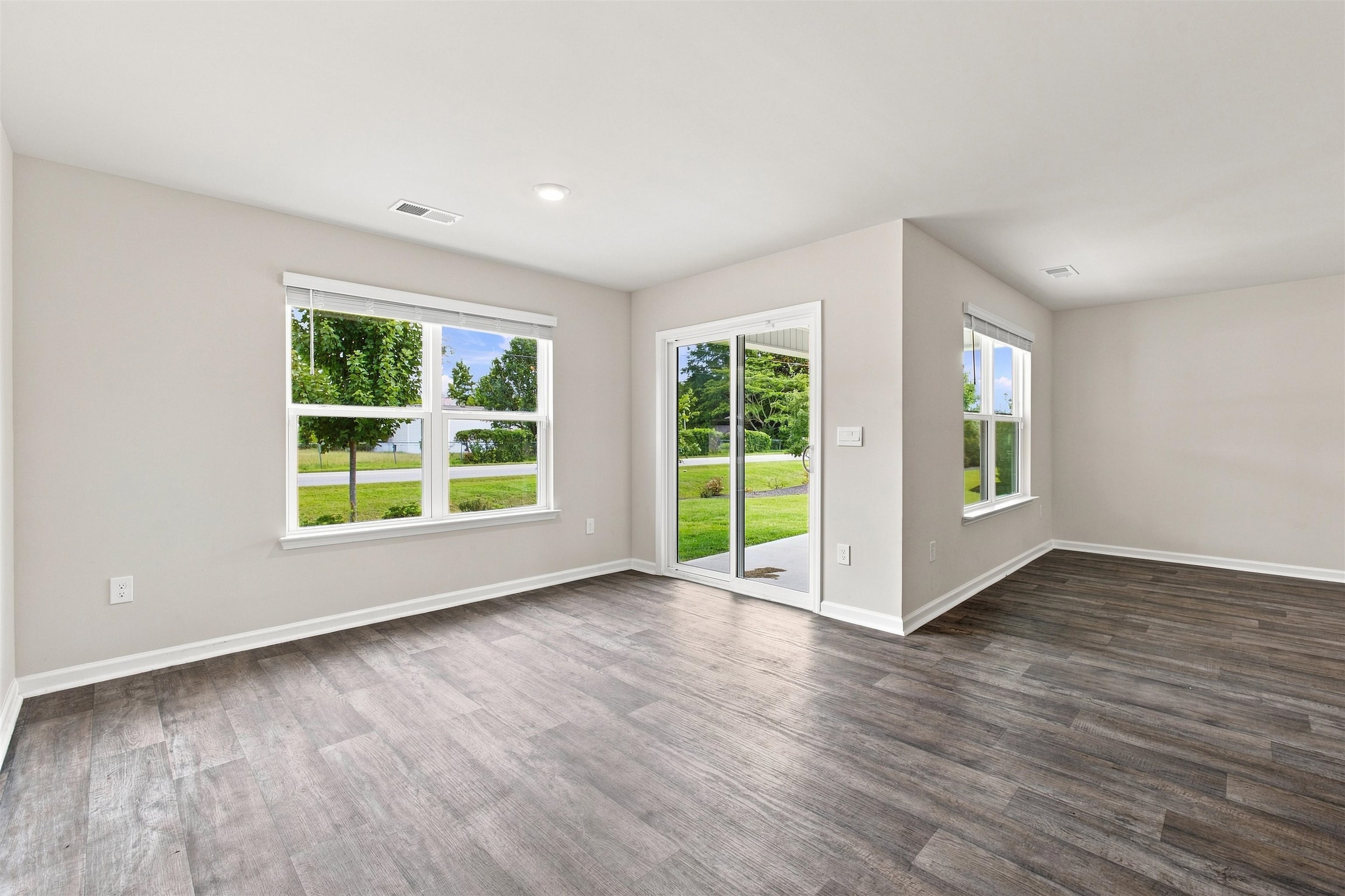 208 Jeff Waters Circle Property Photo 18