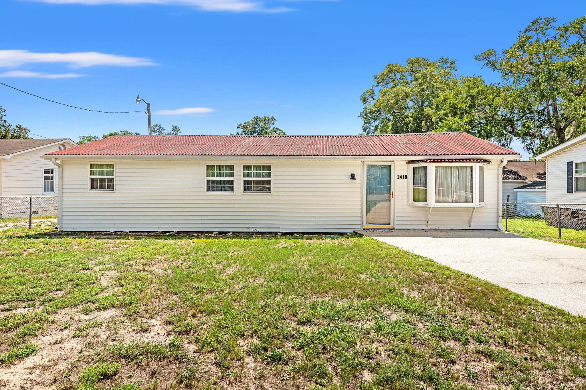 2418 Park St. Property Photo 1