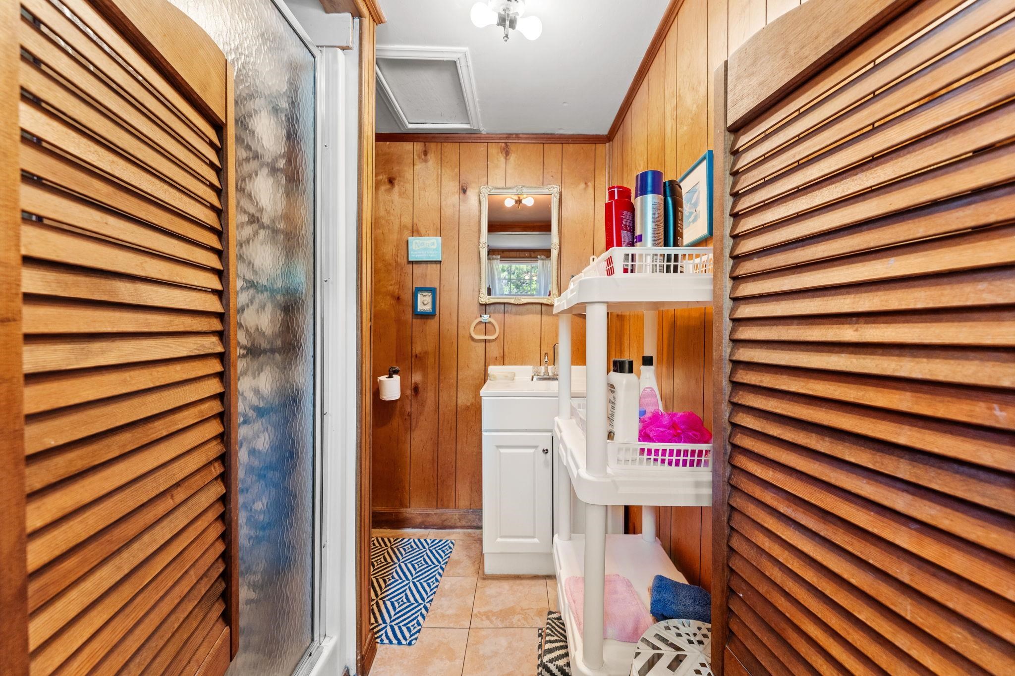 2418 Park St. Property Photo 12