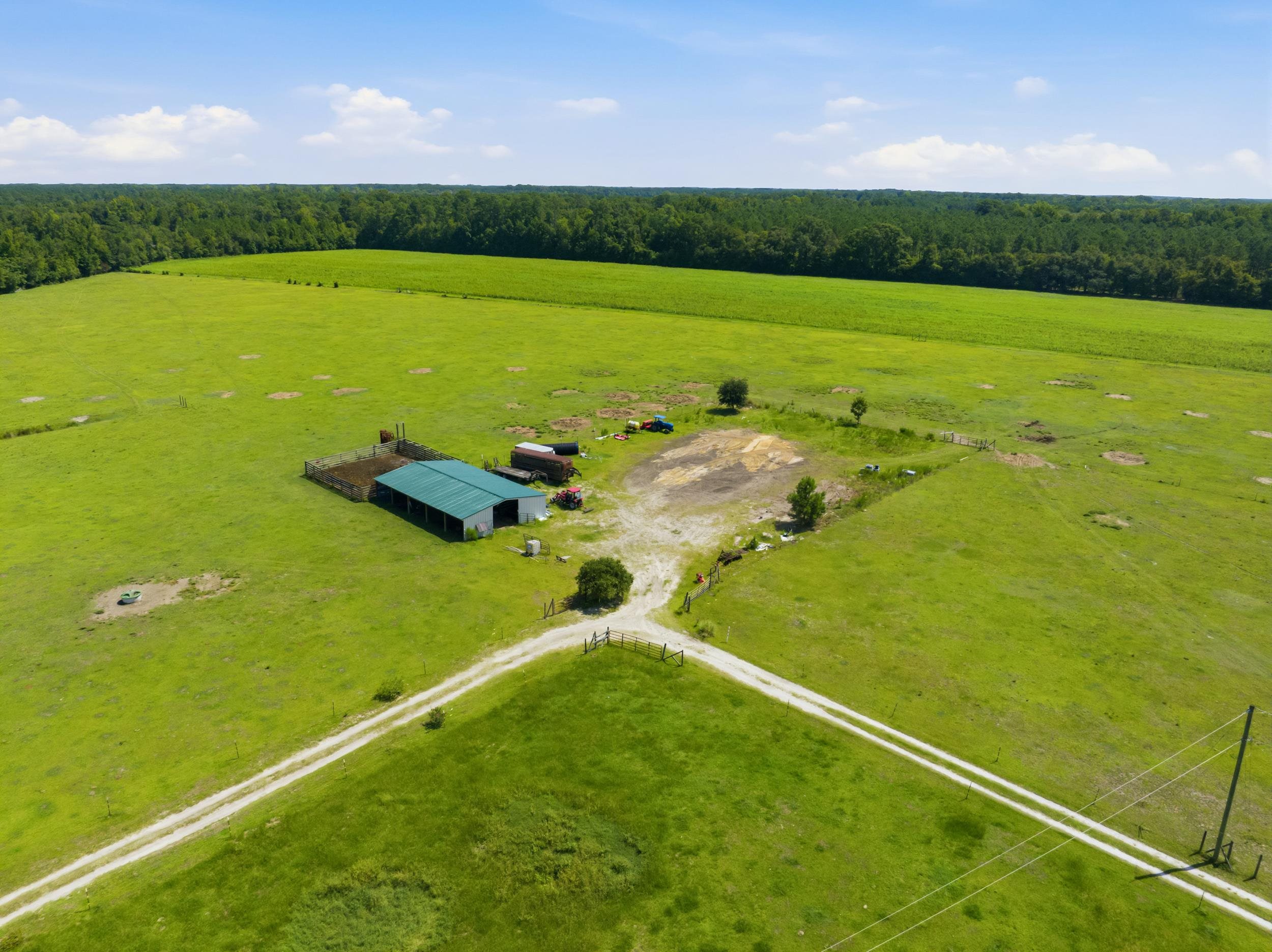 6400 Black Creek Rd. Property Photo 7