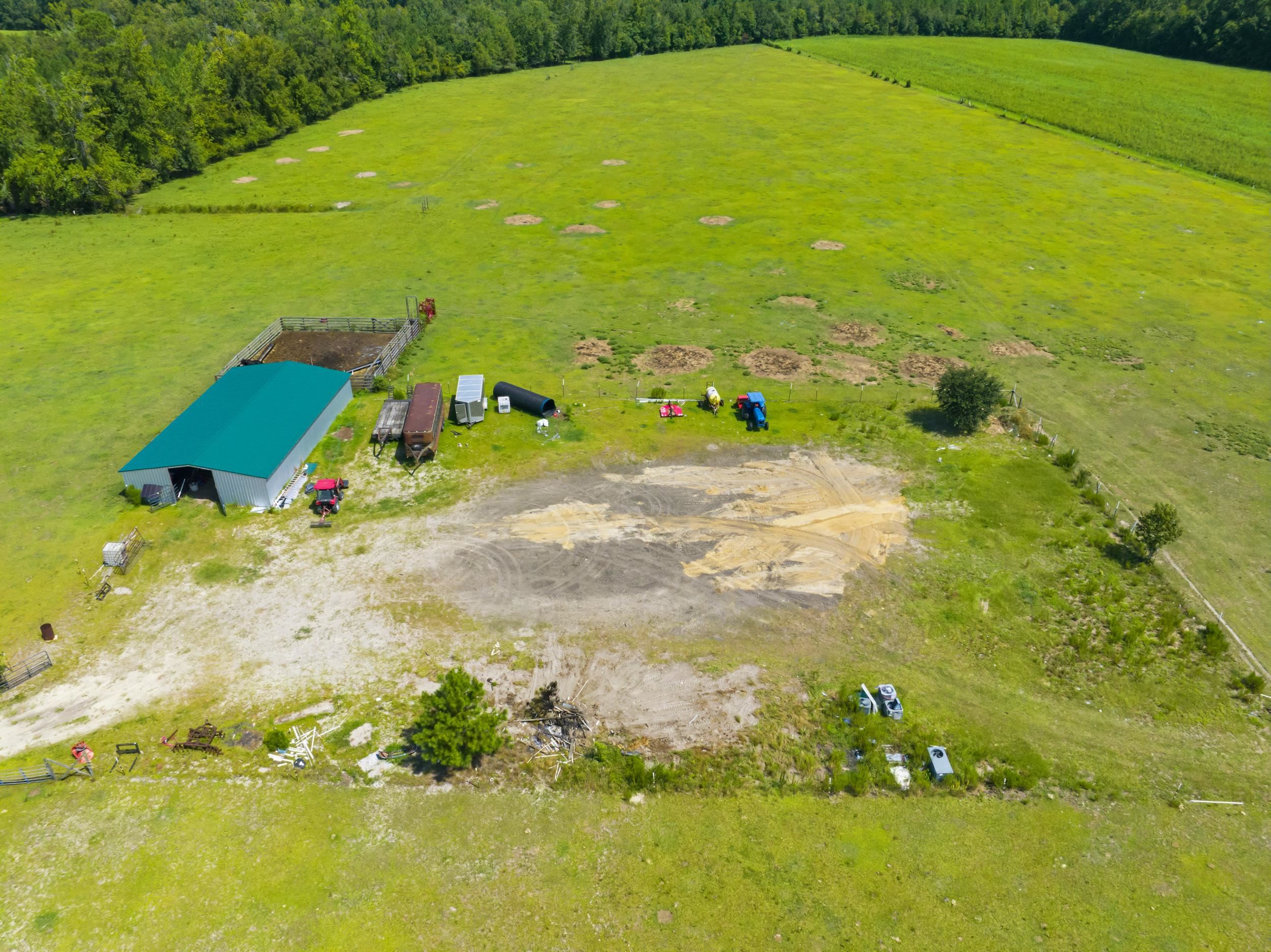 6400 Black Creek Rd. Property Photo 21