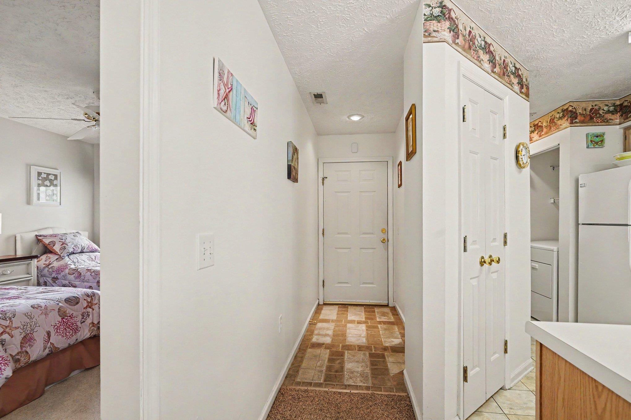553 White River Dr. Property Photo 7