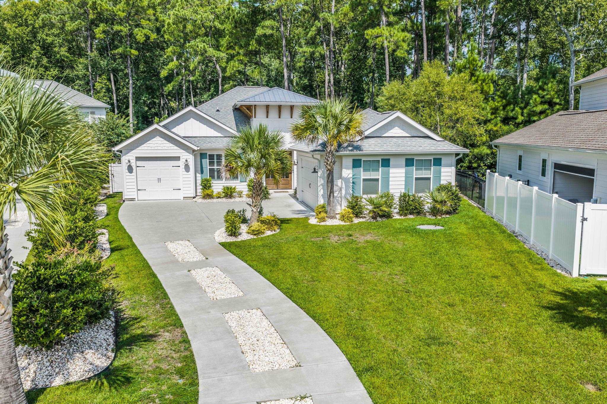 2016 Manor Parc Dr Property Photo 3