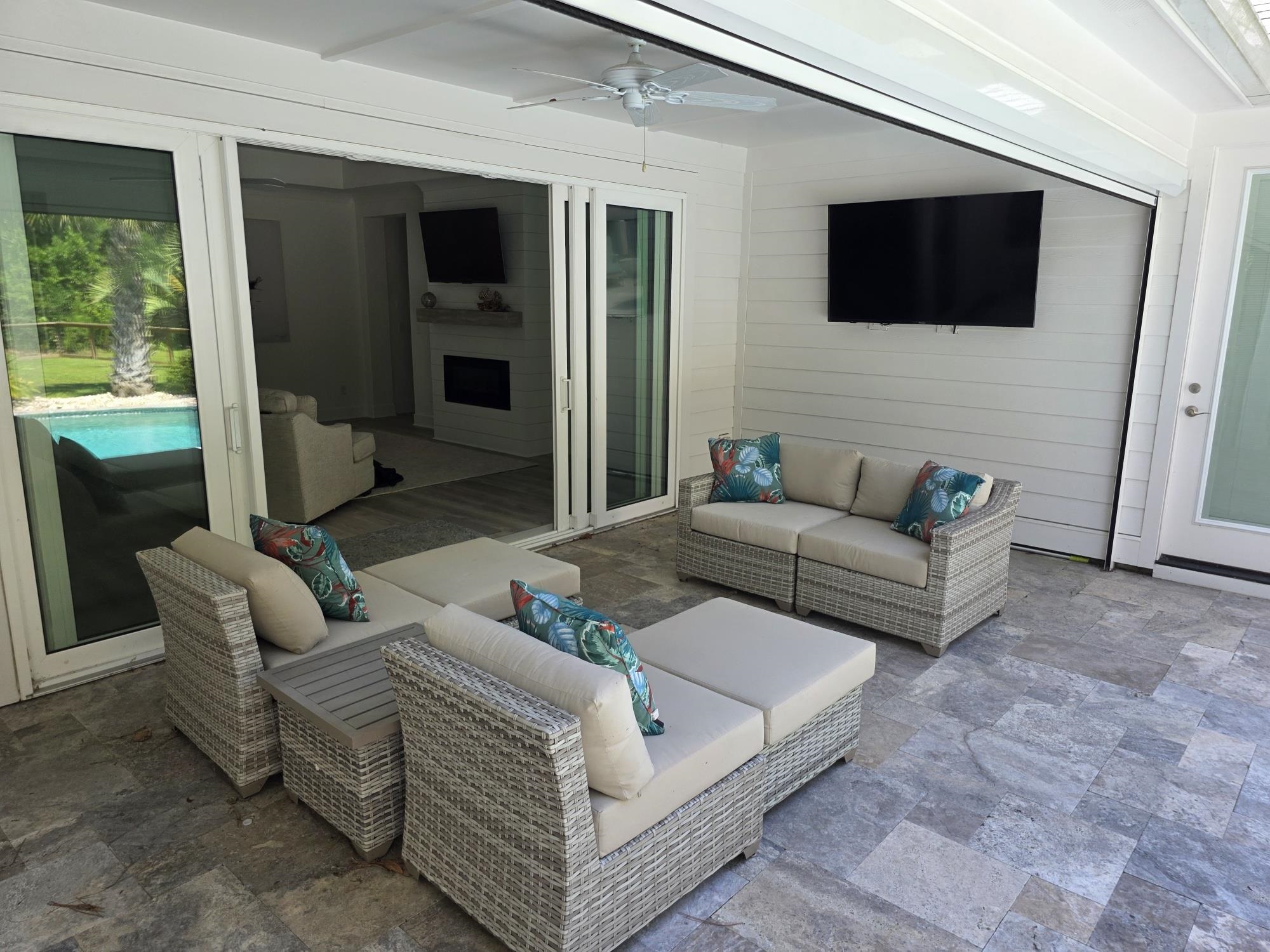 2016 Manor Parc Dr Property Photo 7