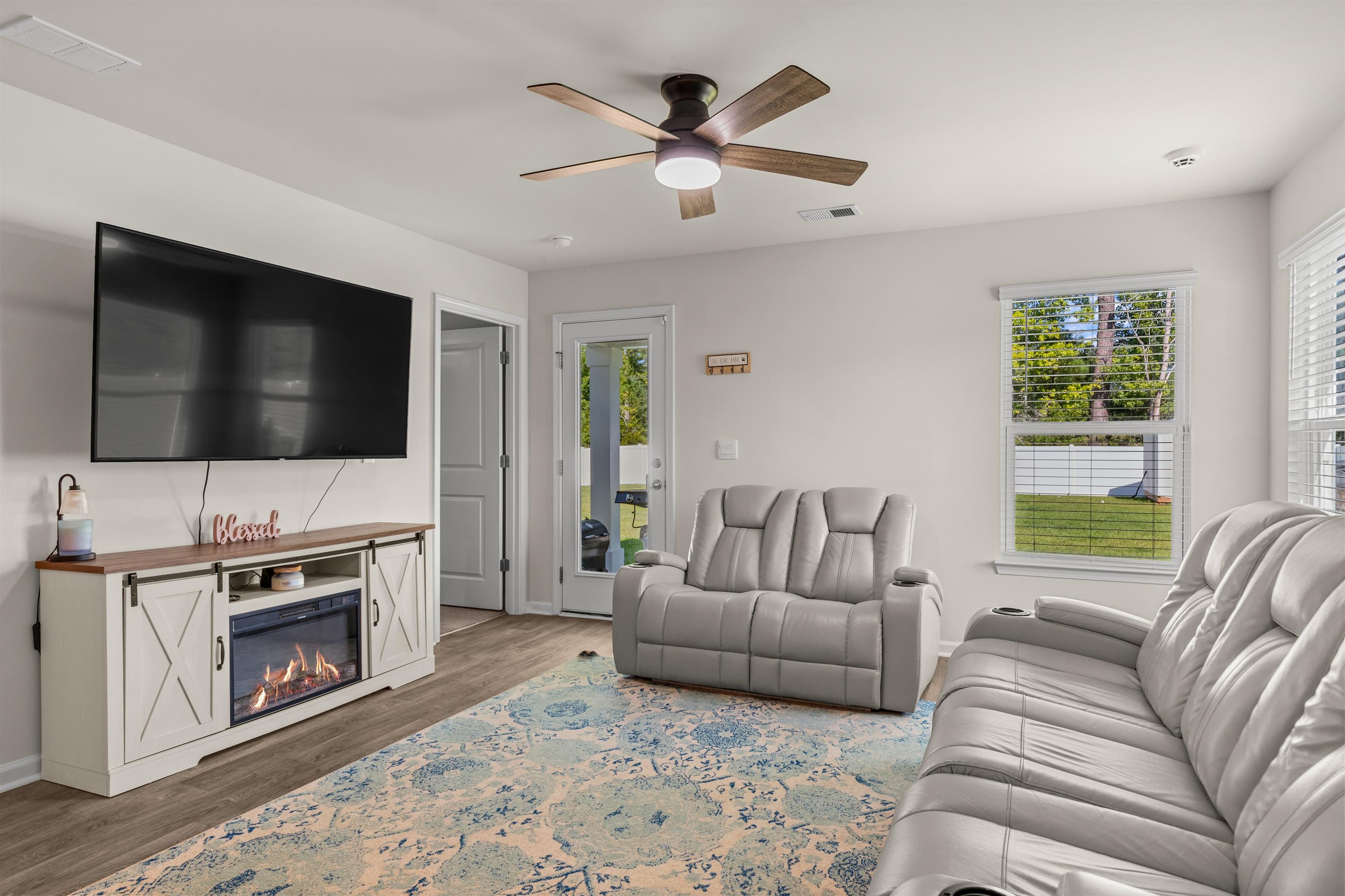 127 Brittmore Park Pl. Property Photo 6