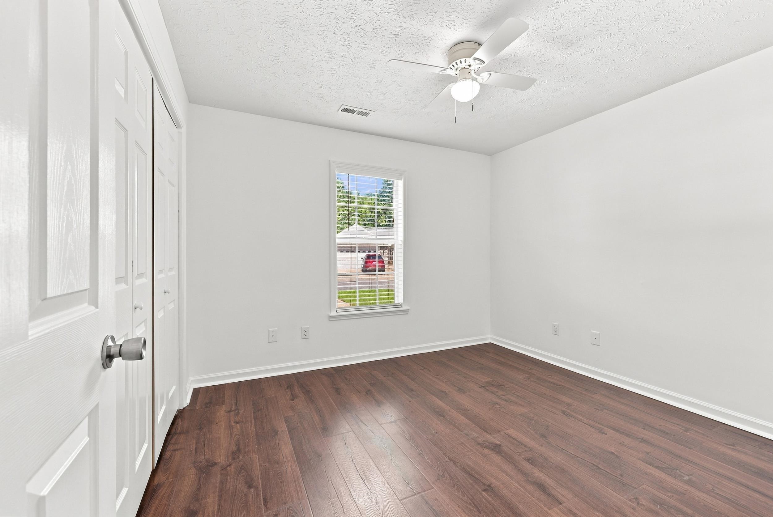1057 Courtyard Dr. Property Photo 20