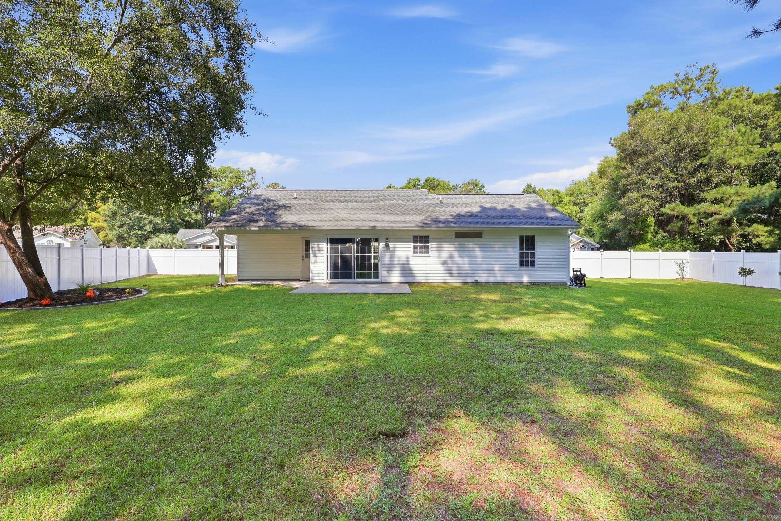 1057 Courtyard Dr. Property Photo 27