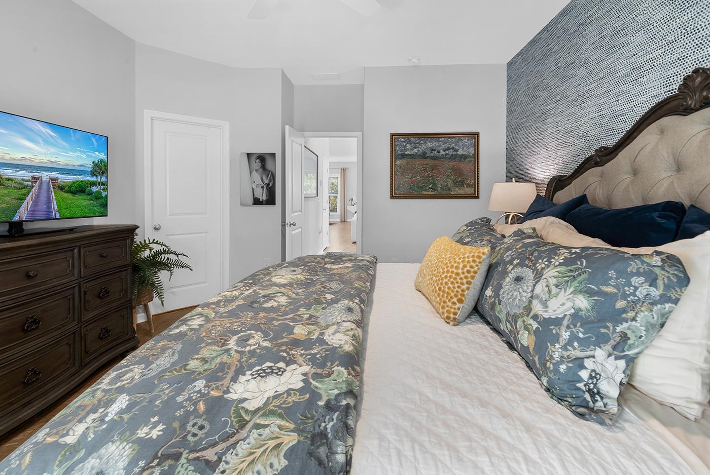 301 Splendor Circle Property Photo 23