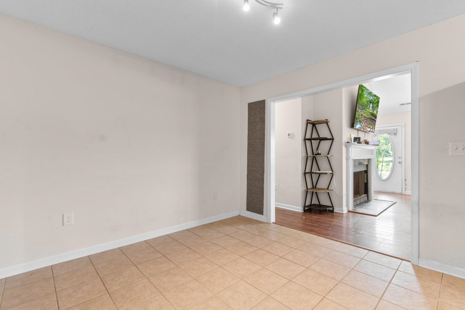 3230 Old Nelson Rd. Property Photo 13